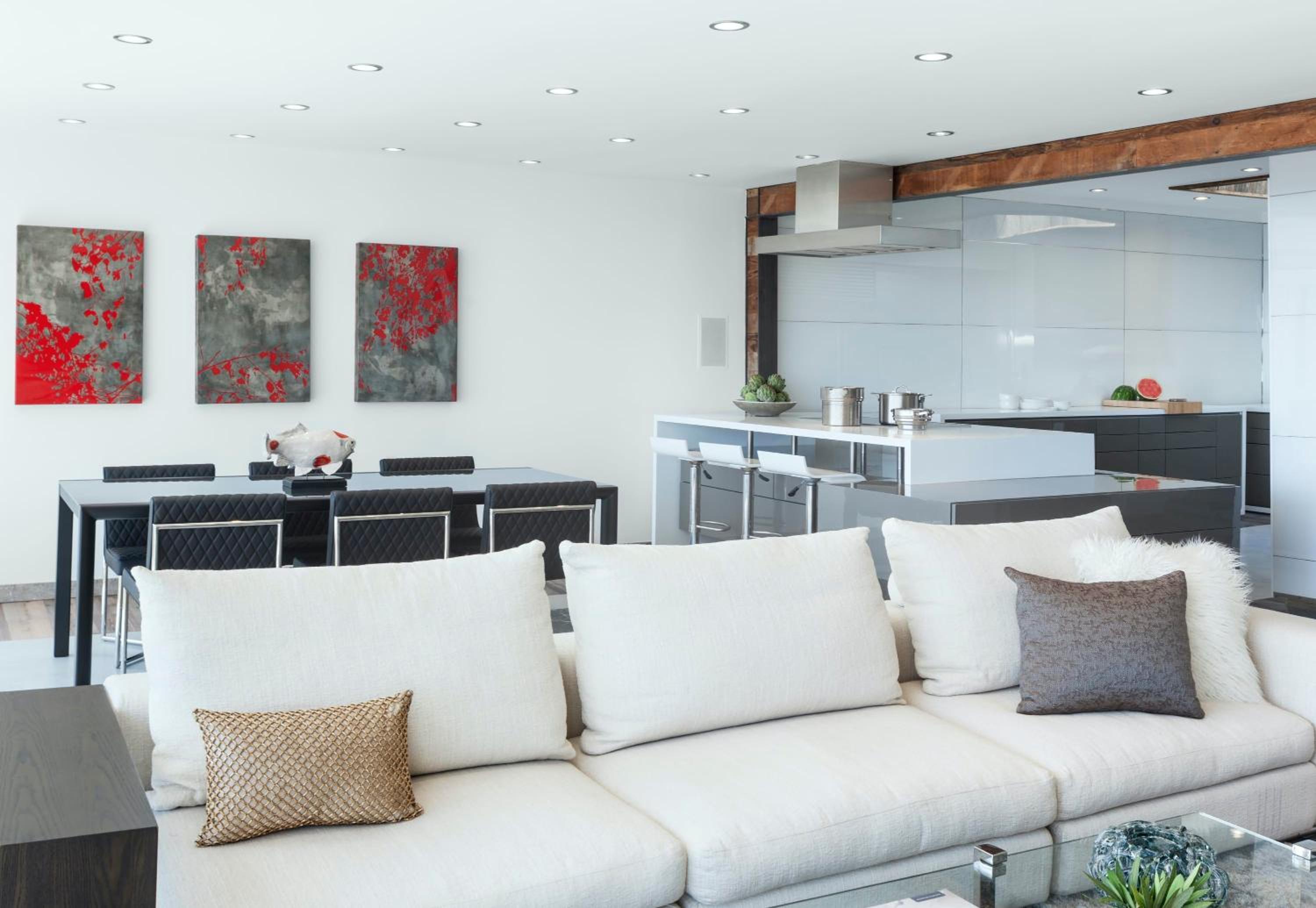 Epic Views Modern Hills Oasis bk