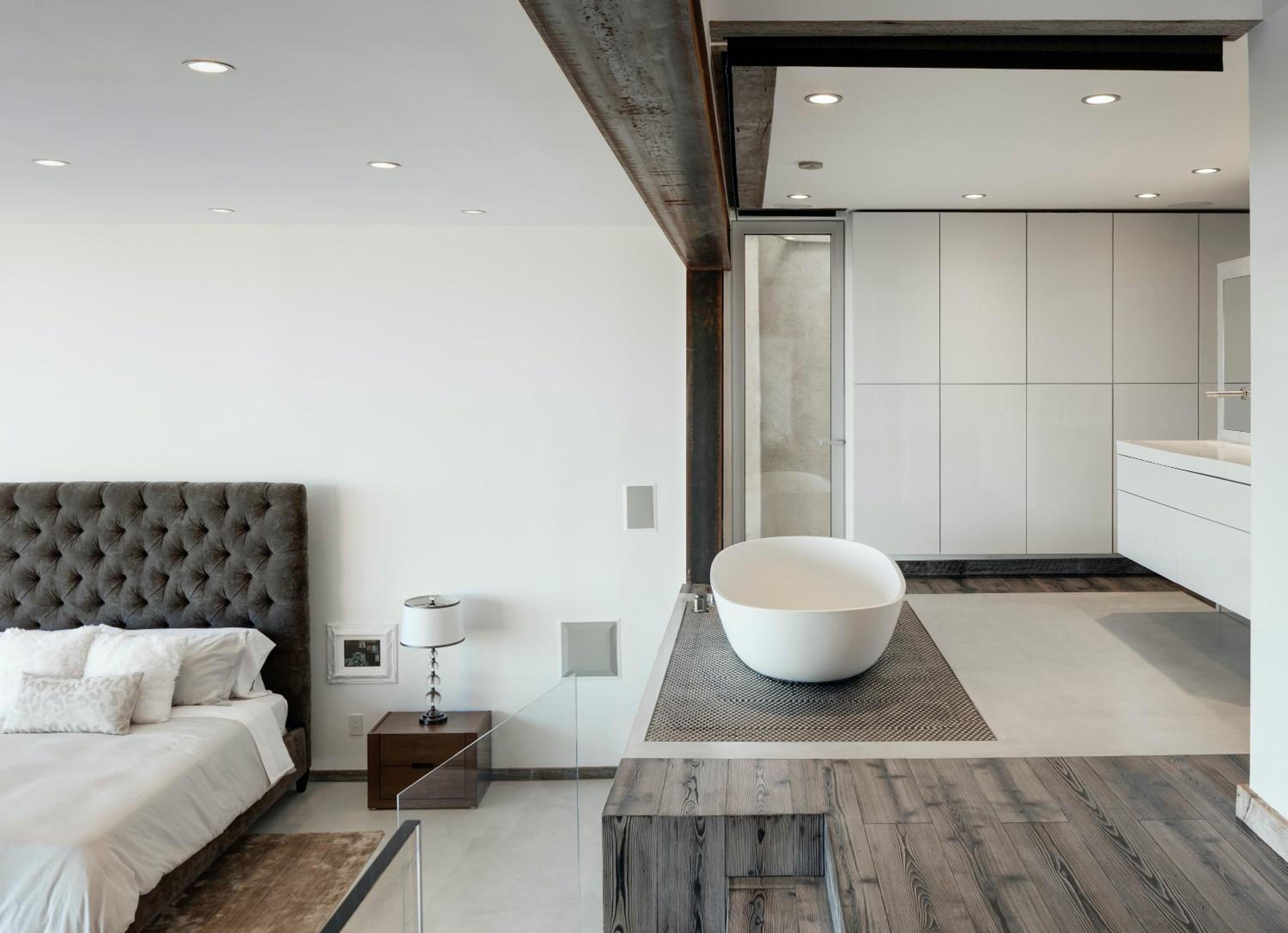 Epic Views Modern Hills Oasis bk