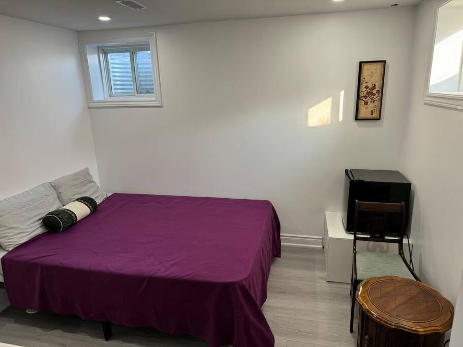 Smart & Cute 1BR Basement Apartment-Milton