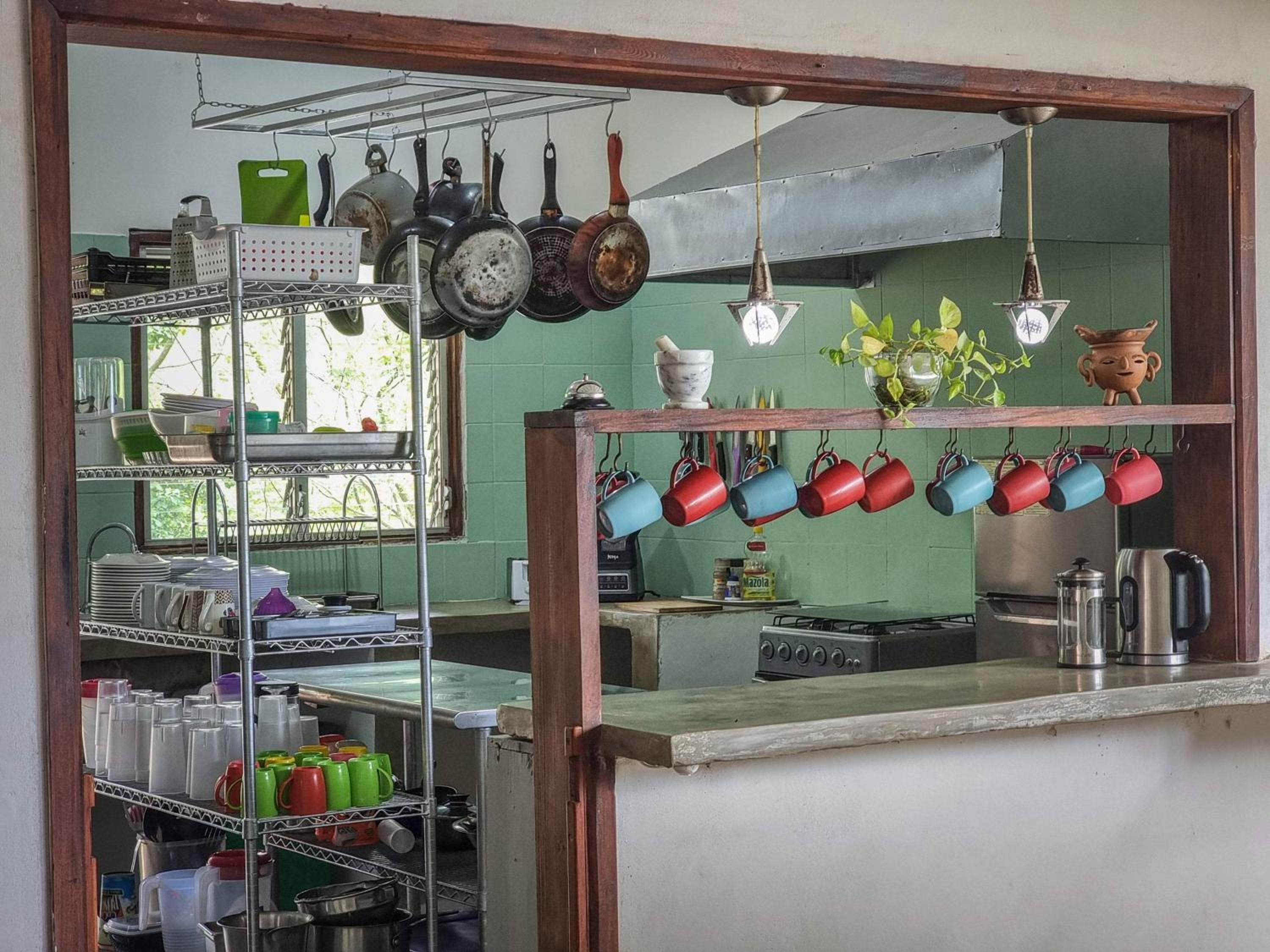 Casa de Olas - Eco Rustic Hostel