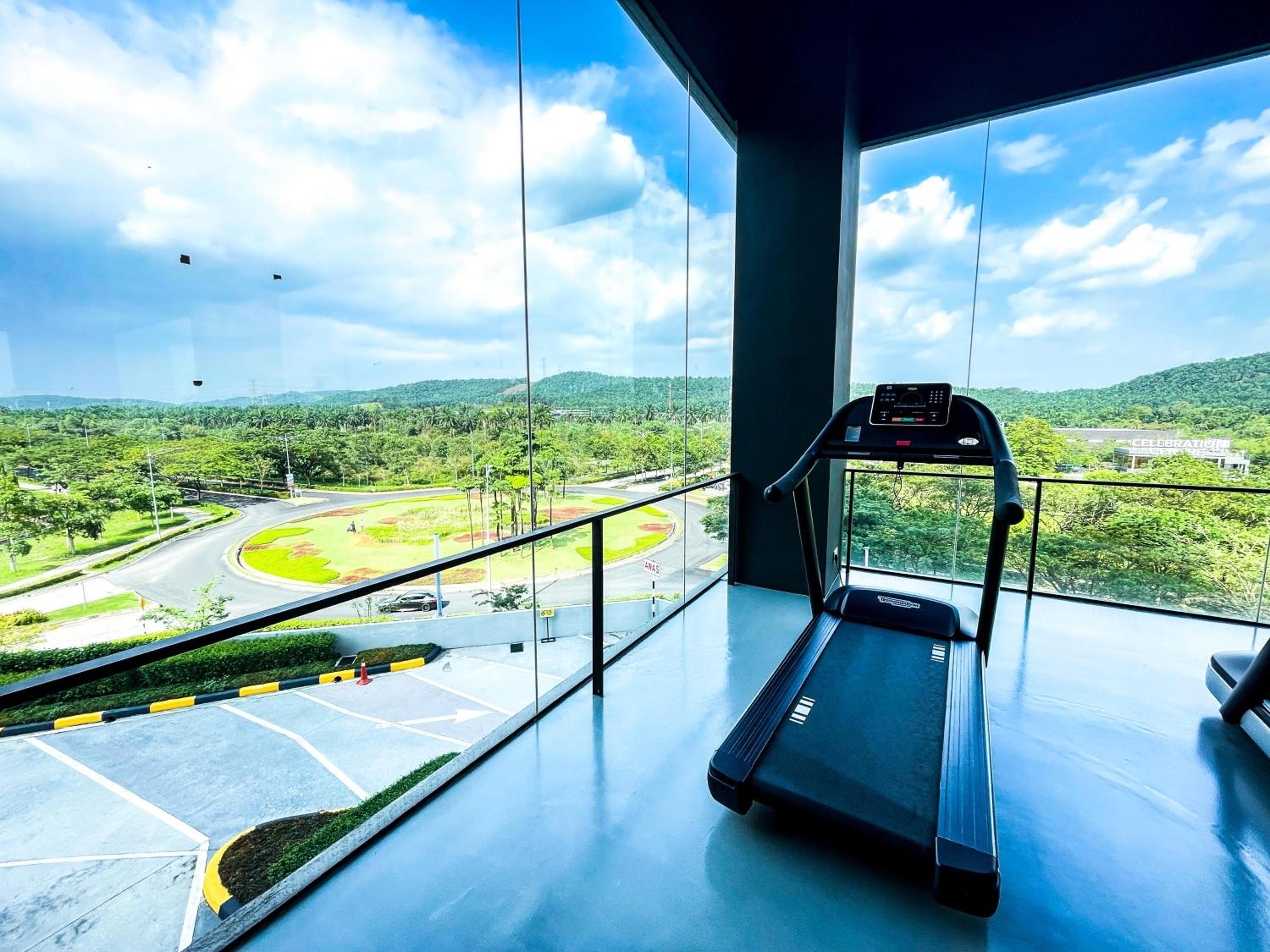 Bell Suite - KLIA Transit Hub - ERL Salak Tinggi Station - Sepang photo 2