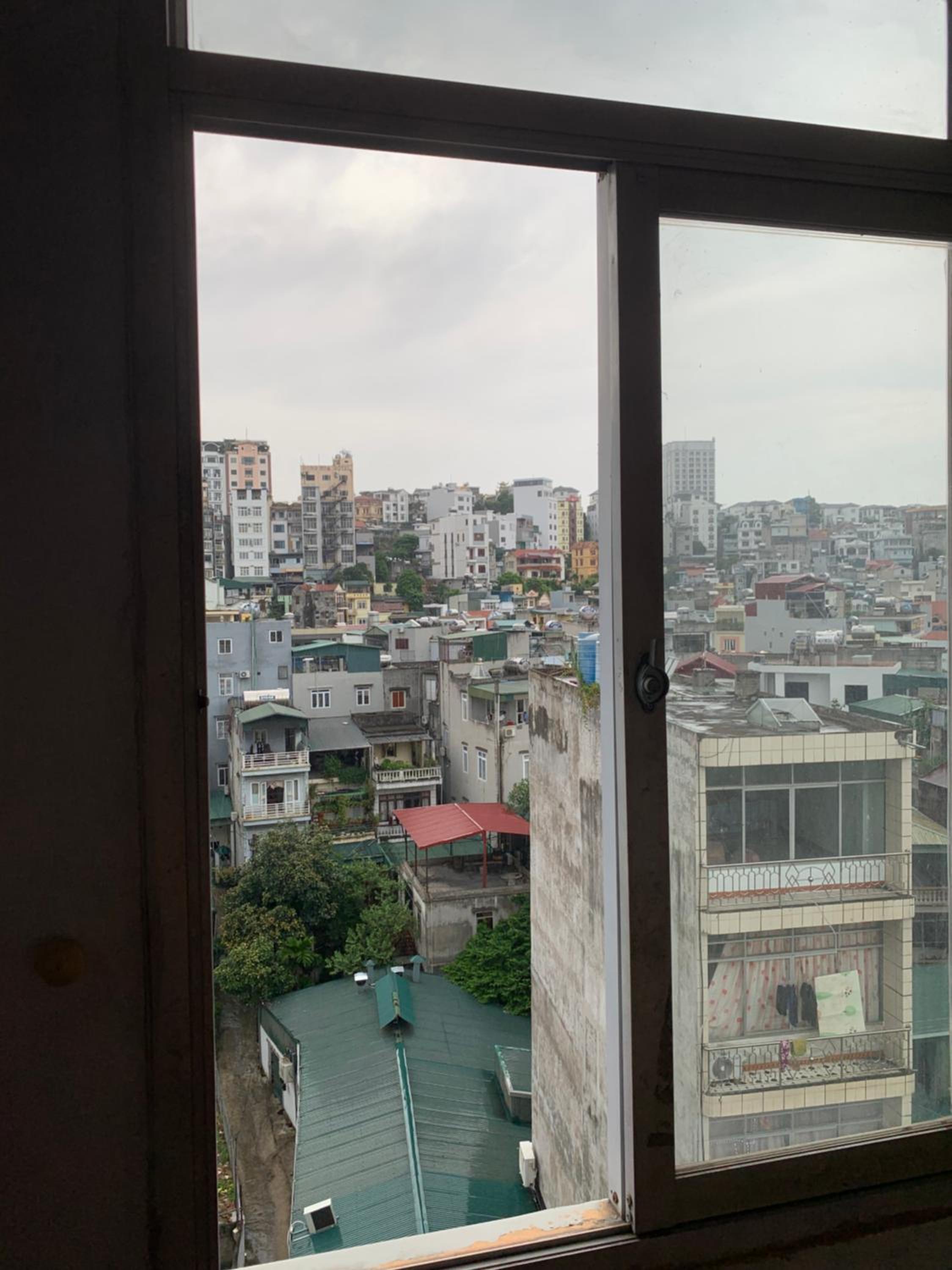 Khách Sạn Hoàng Anh