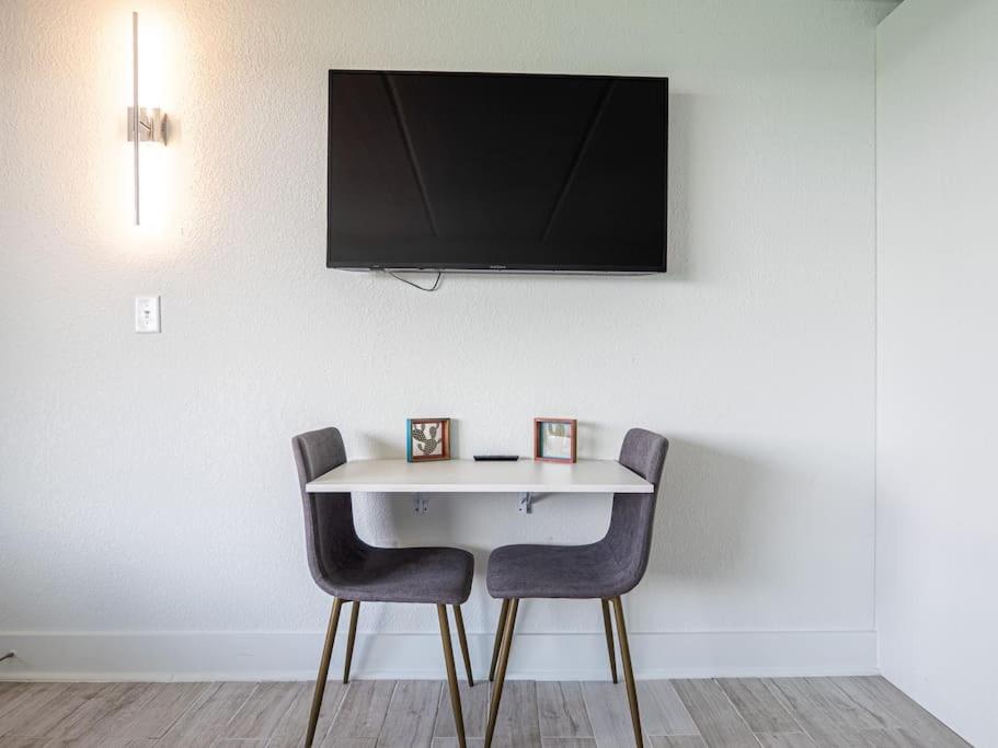 Photo 33