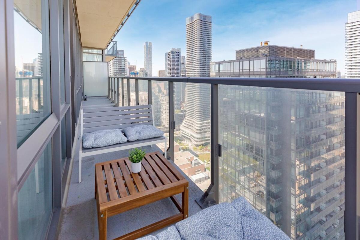 Luxury 2BR and 2BA with Amazing Views of Downtown