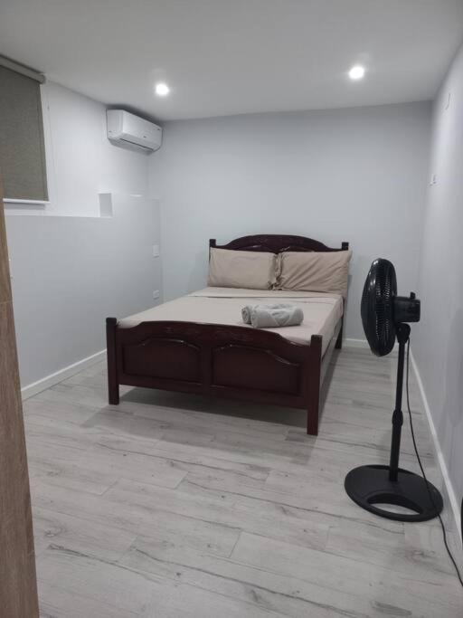 4 Baths, Special Offer! Groups, Family-12 mins to Holetown