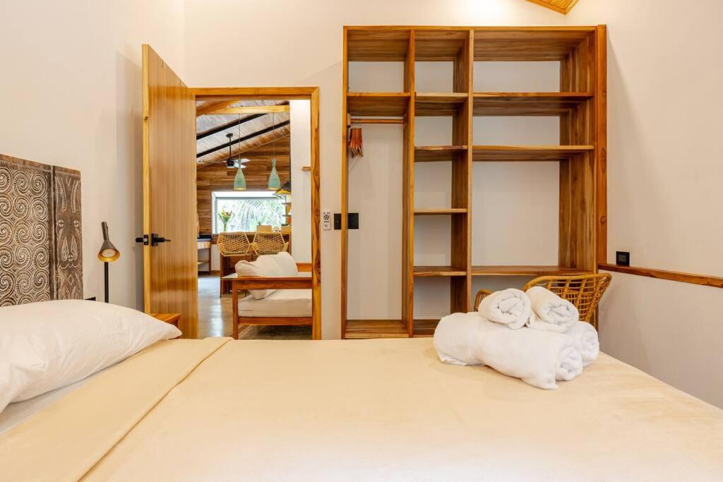 Casa PlayaAzul, walk to the beach, 3 rooms