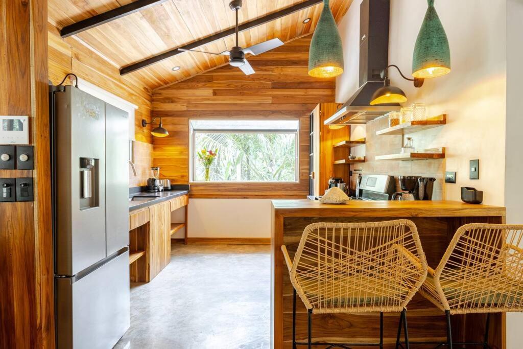 Casa PlayaAzul, walk to the beach, 3 rooms