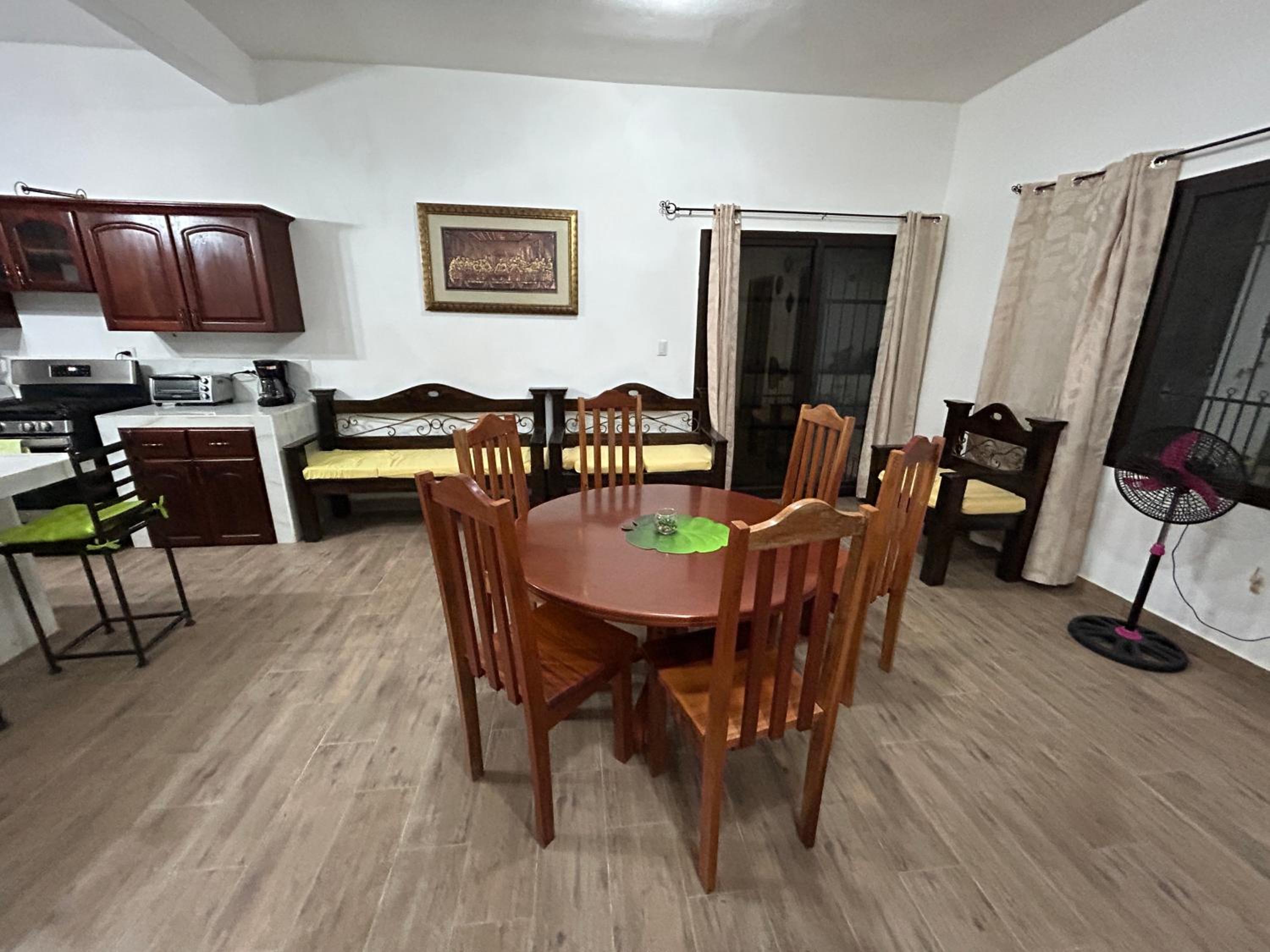 Casa cerca del aeropuerto Peten view 3
