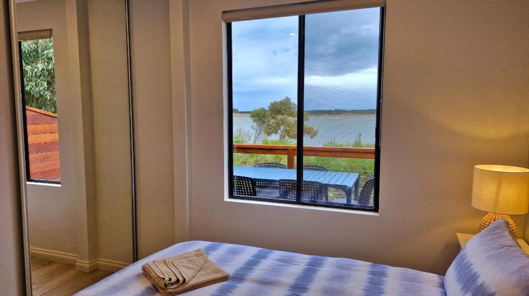 Clayton Bay Riverside Holiday Park