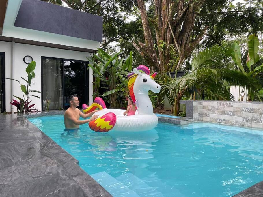 Fortuna Jungle & River Retreat - Private pool, River and Wifi in the forest - Secluded, peaceful, truly UNIQUE! A GEM! Book Now!