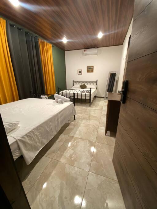 Fortuna Jungle & River Retreat - Private pool, River and Wifi in the forest - Secluded, peaceful, truly UNIQUE! A GEM! Book Now!