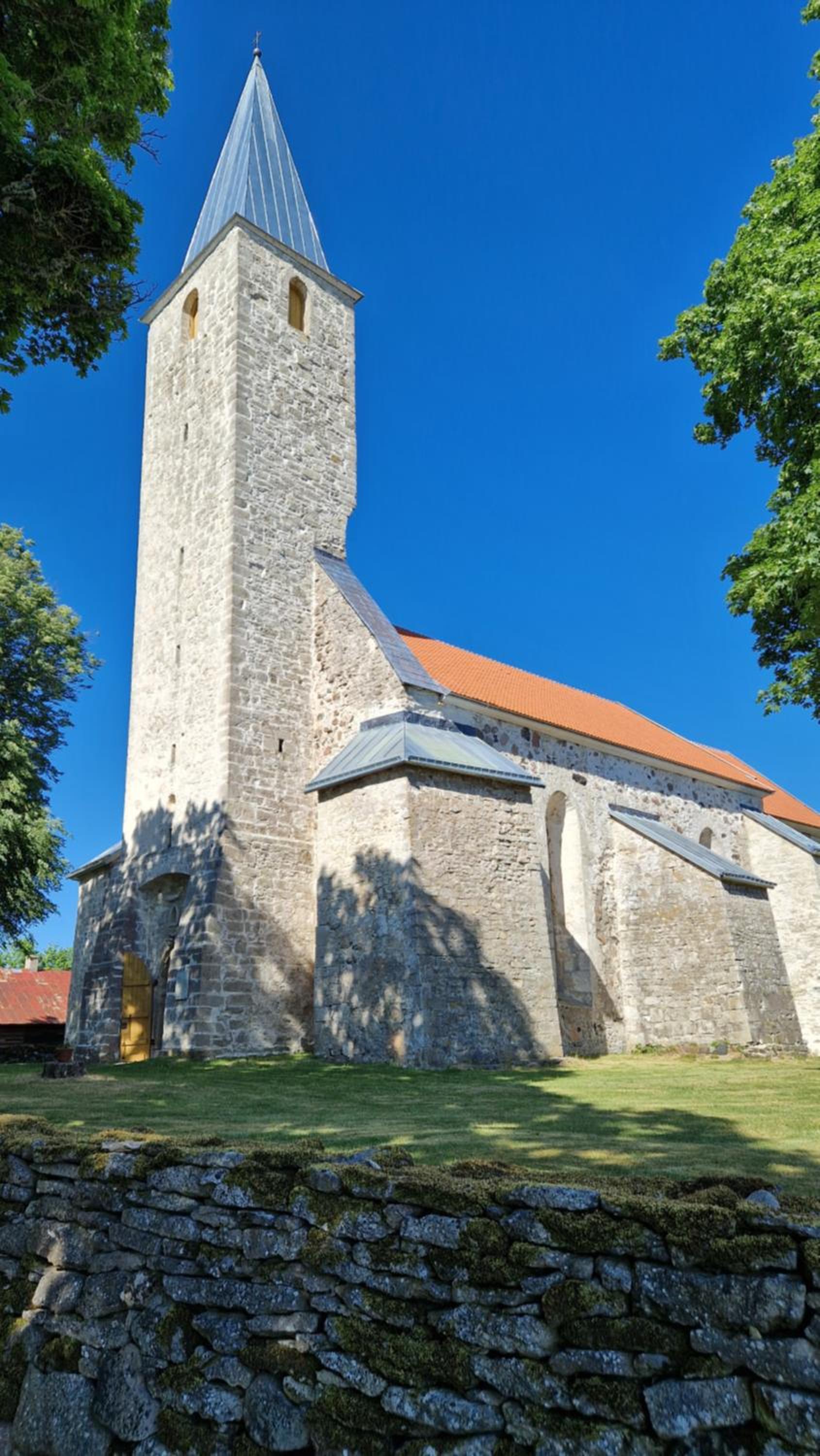 Püha Guesthouse