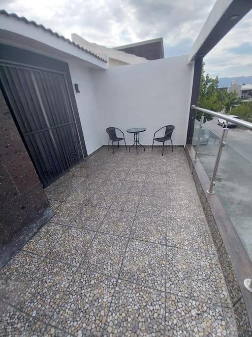 bonita casa cerca de la Alameda view 3