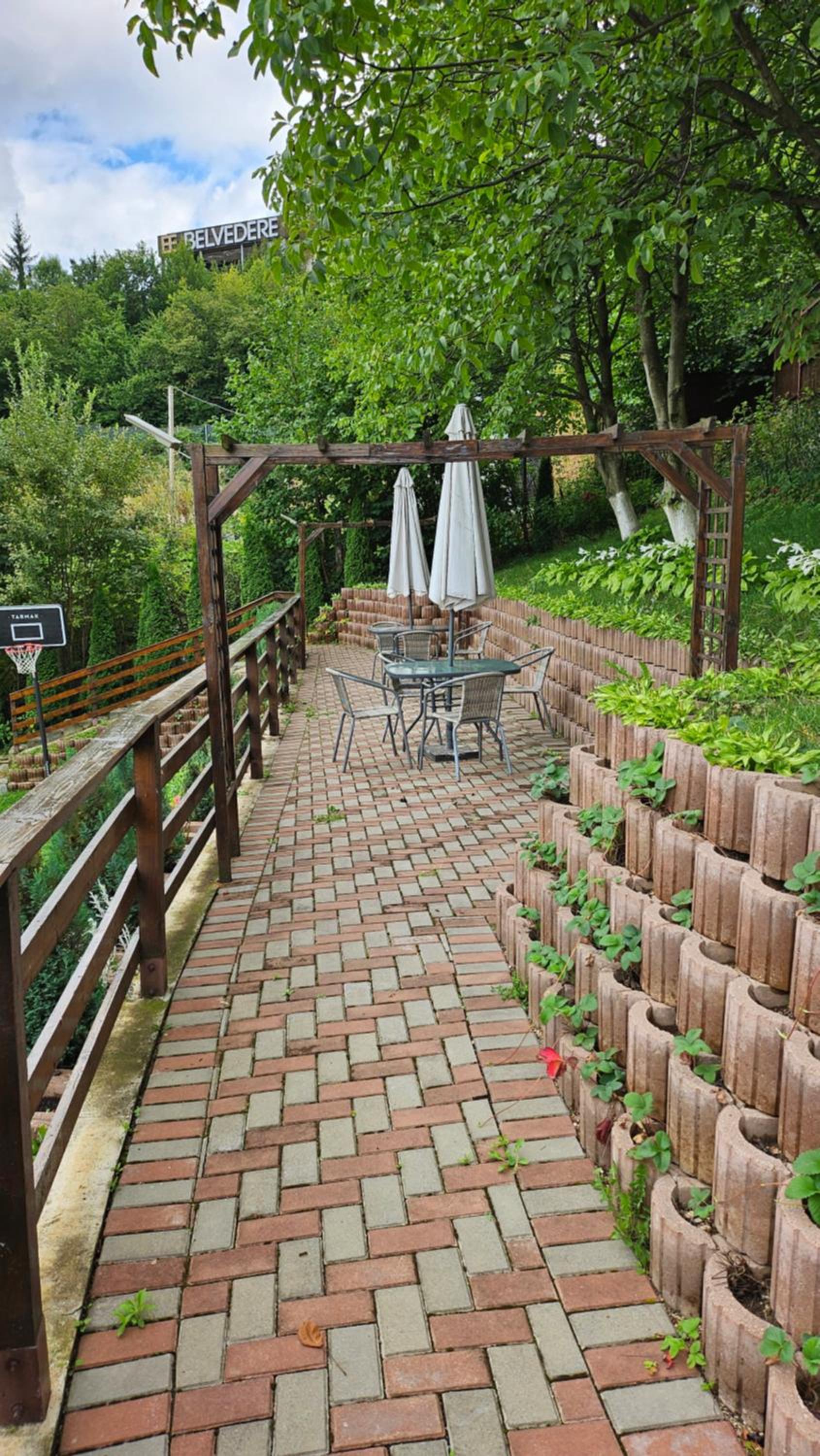 Matei Residence