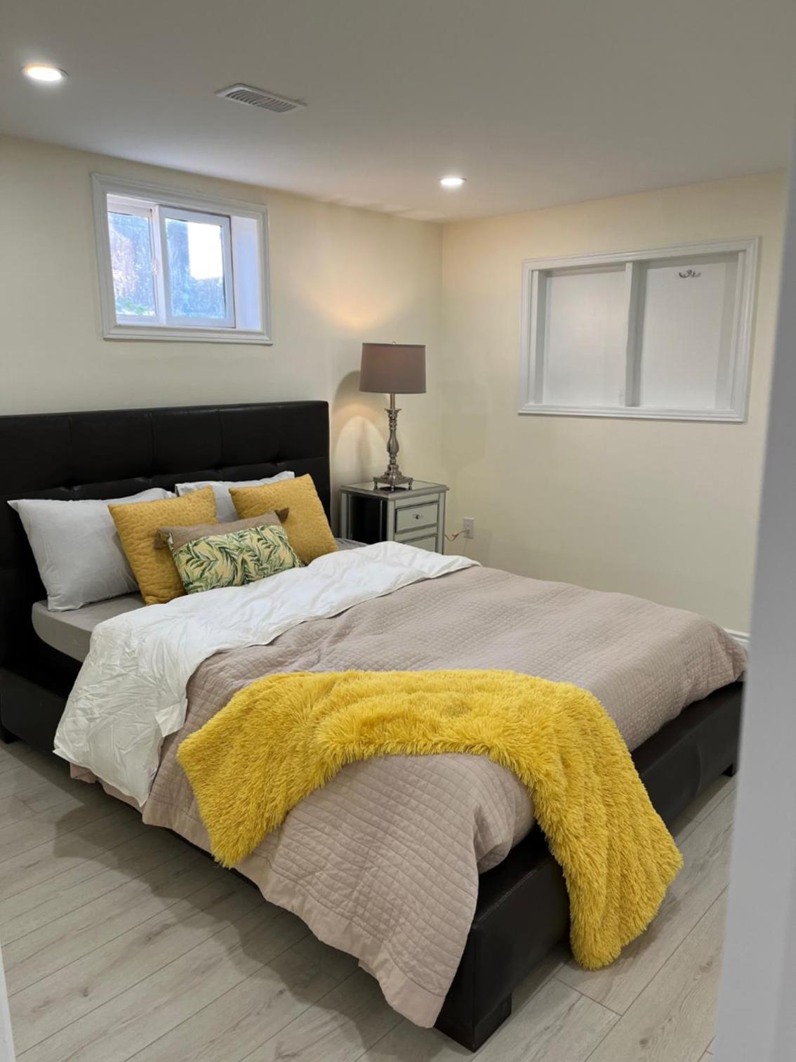 Comfortable Basement Home in Oakville, Ontario , Canada