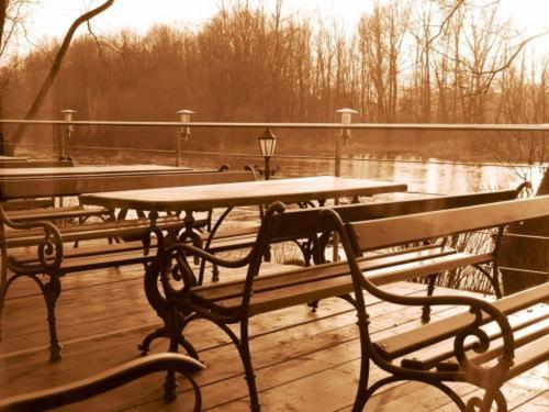 outdoor BBQ area