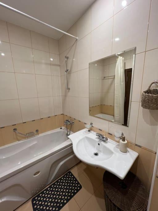 Bansko Vacations - Fortuna Light Apartment - Property Image 3