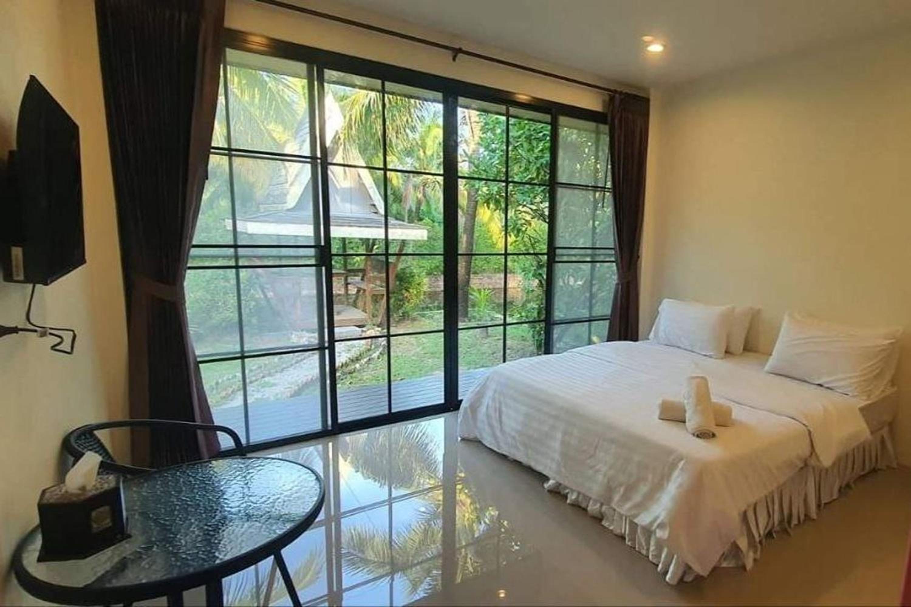 M Resort