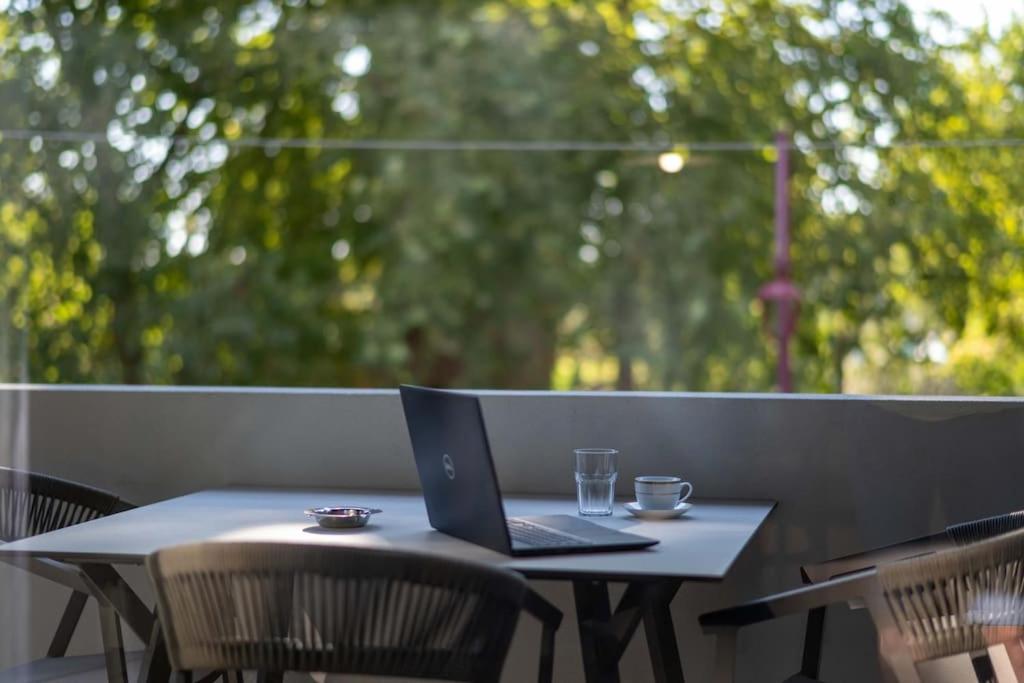 RiverSide Suites