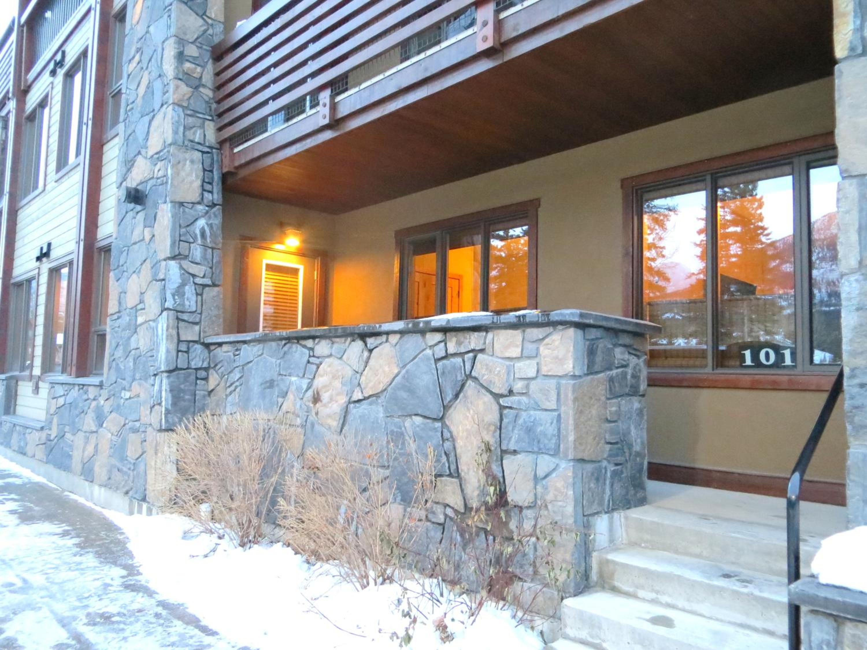 Luxury Canmore Vacations view 2