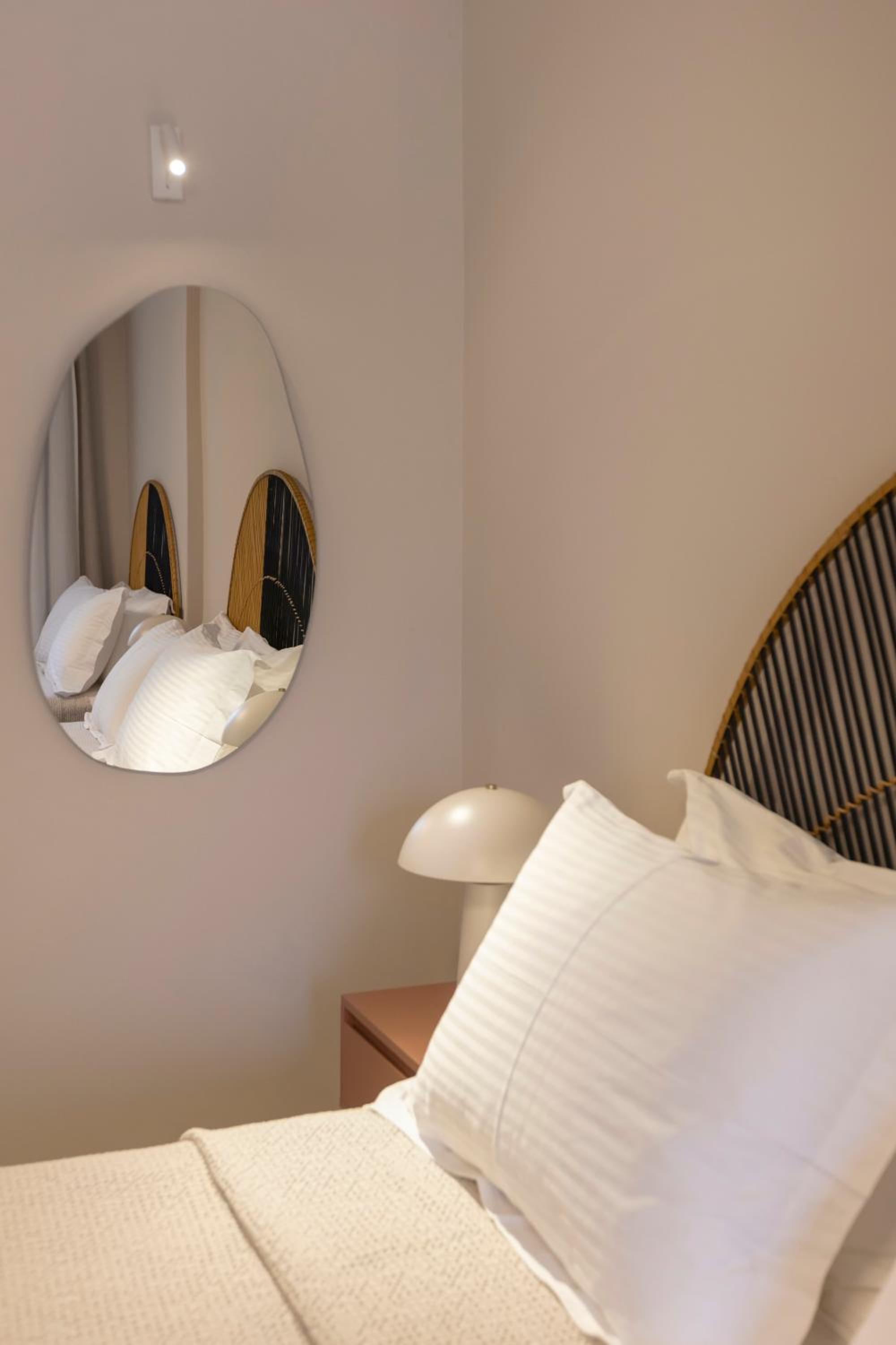 Villa Plaka 3BR 9ppl PrivateYard 200m Metro&Museum
