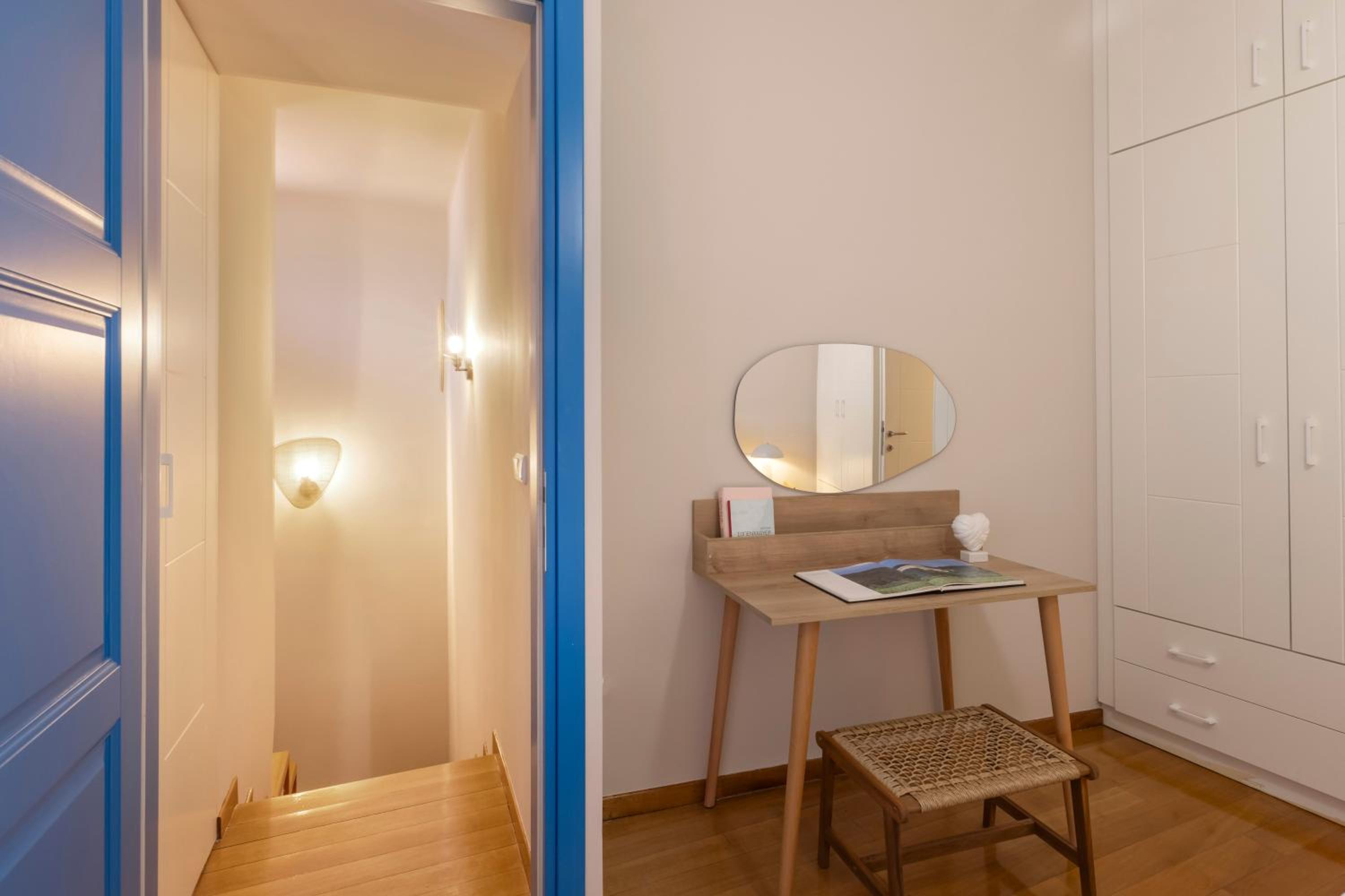 Villa Plaka 3BR 9ppl PrivateYard 200m Metro&Museum