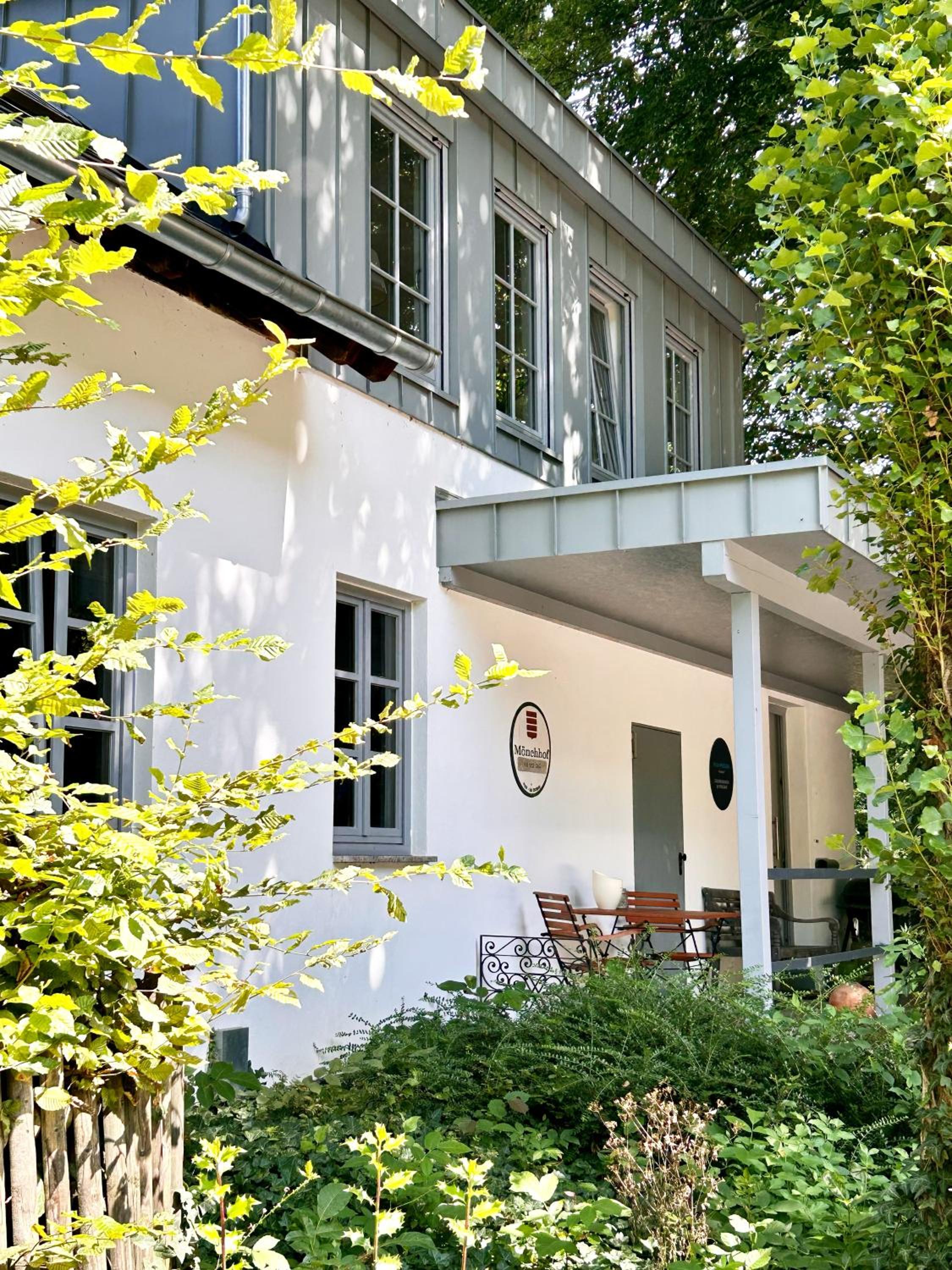 Ferienwohnung Weingut Villa Huesgen am Mönchhof view 4
