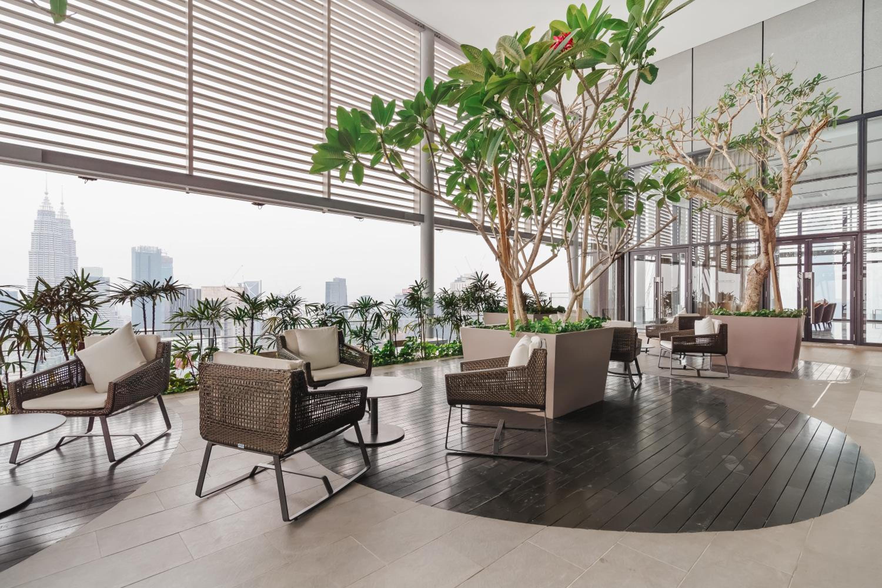 NaiBnB in Pavilion Ceylon Hill
