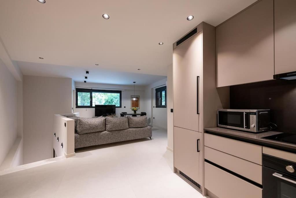 RiverSide Suites