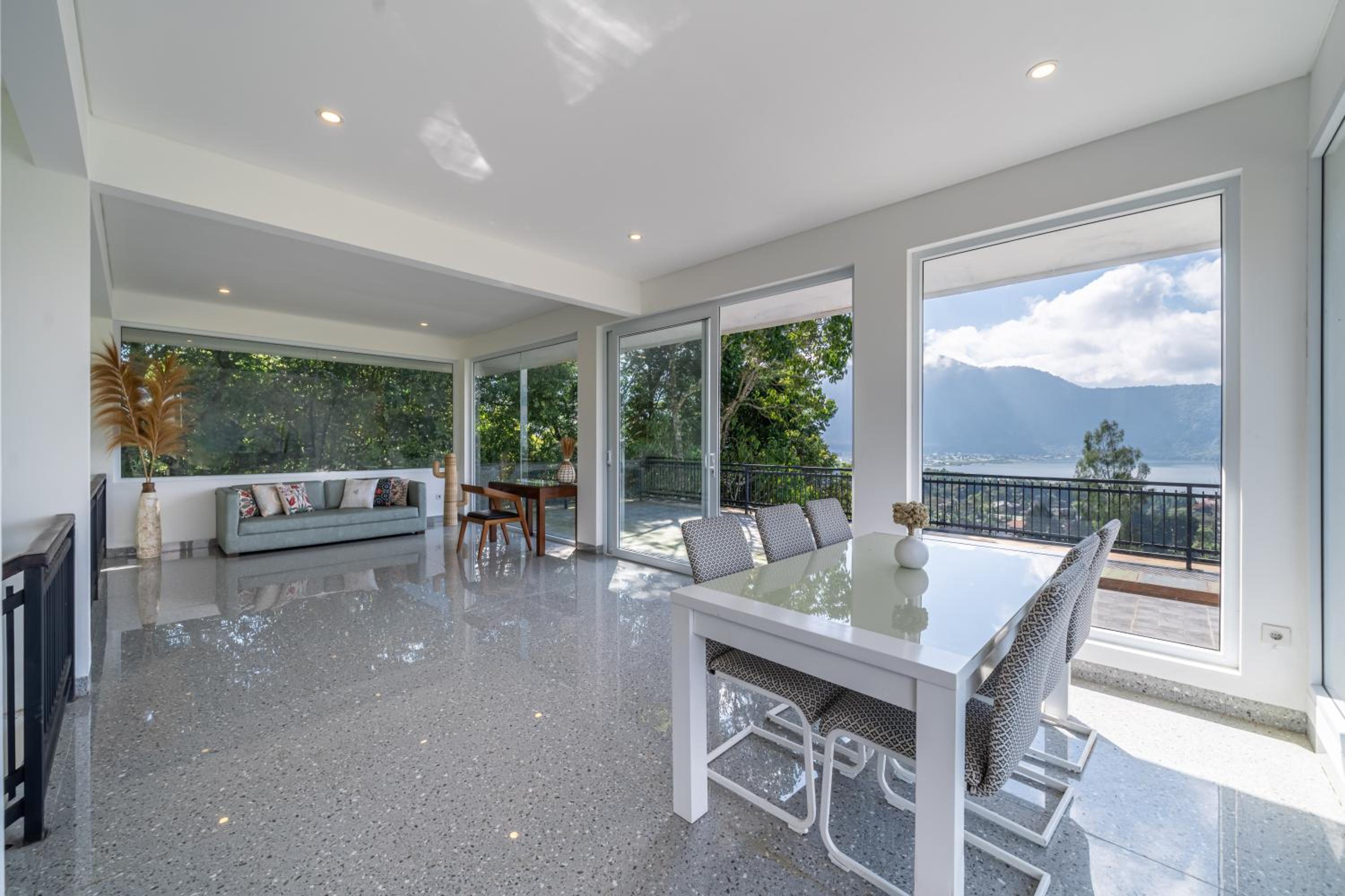 Adara Lake View Residence Bedugul - Bali