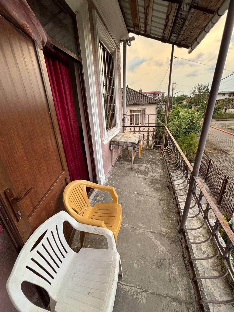 Tazo's Guest House view 4