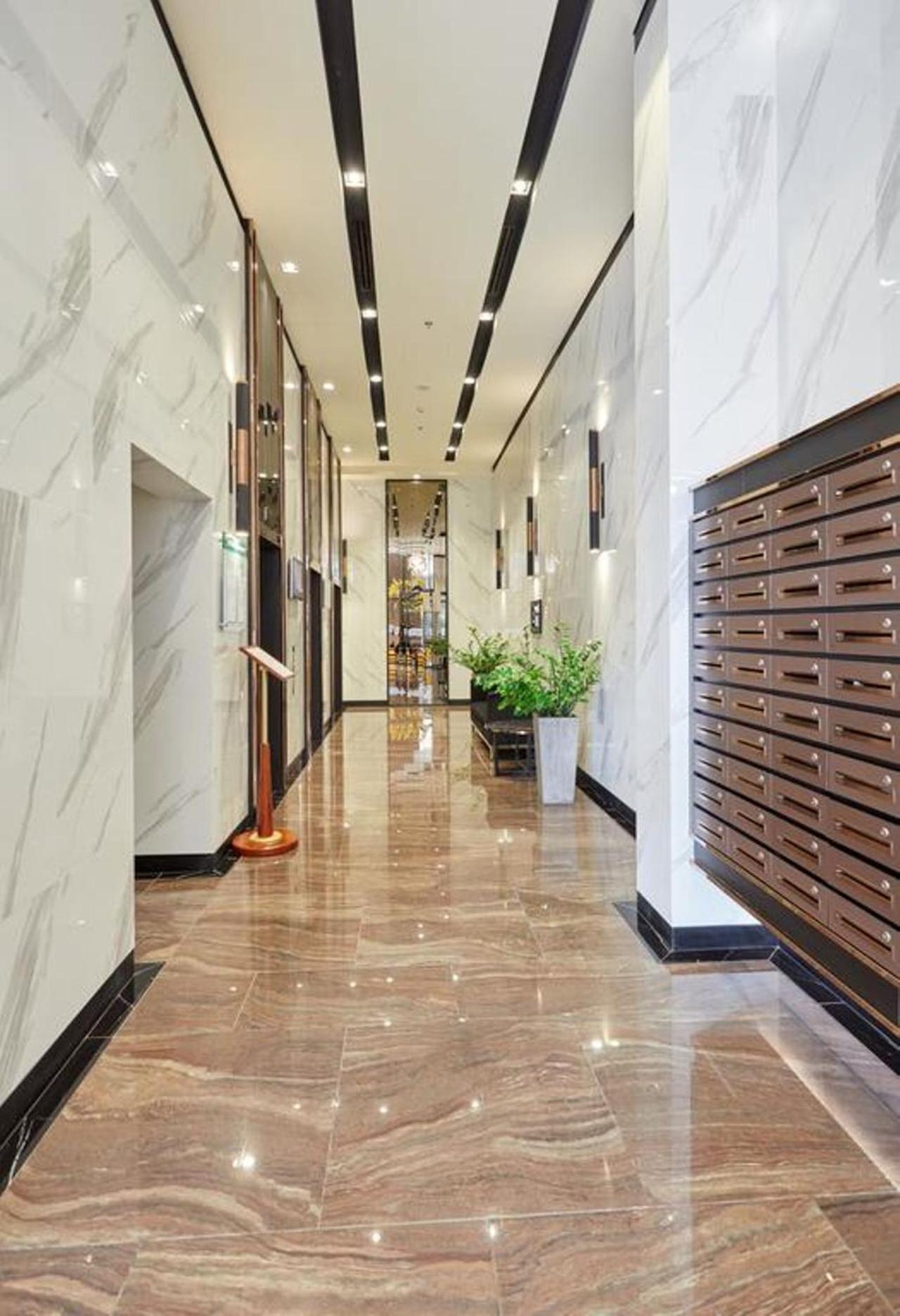 Tropical House - New Apartment at Tresor