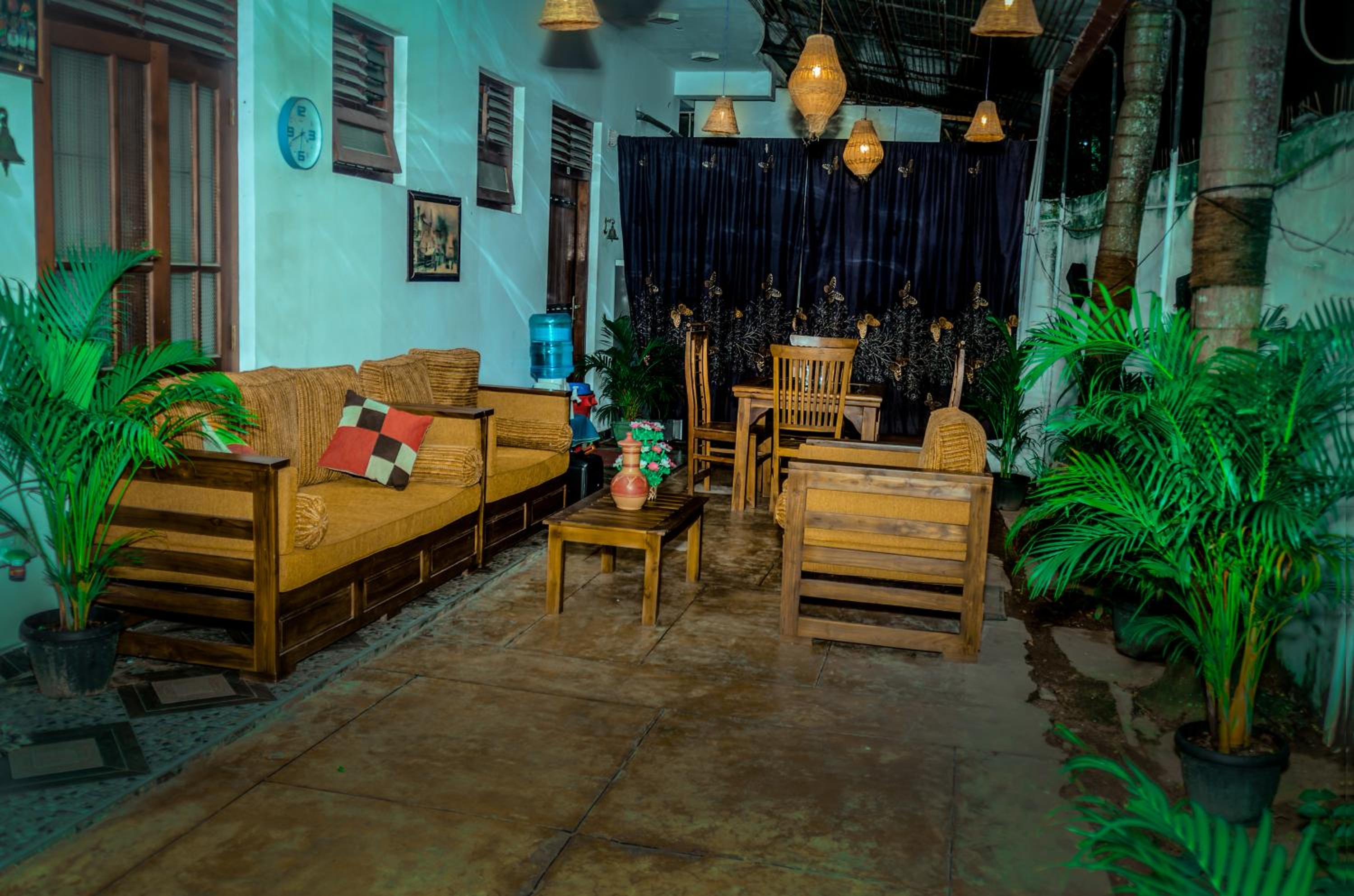 lounge