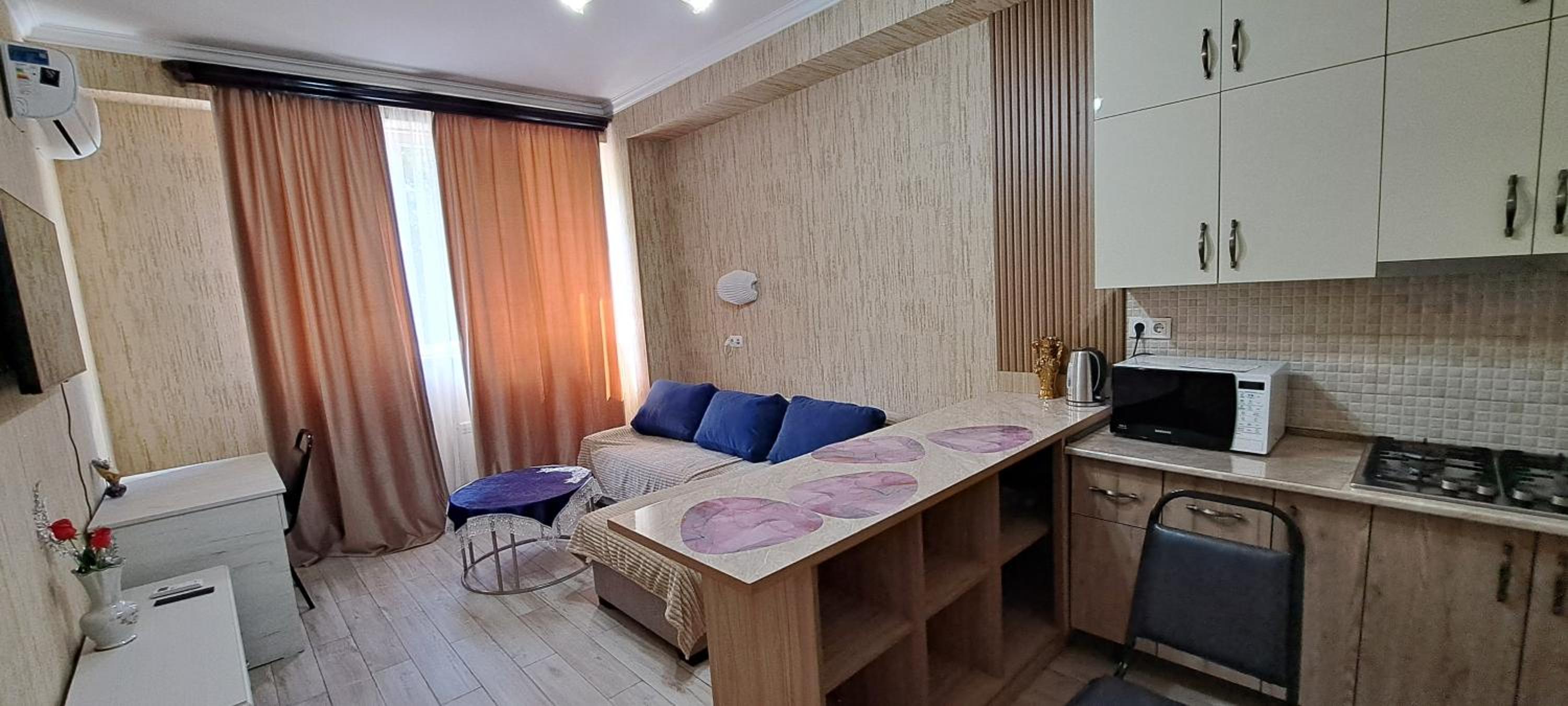 Apartment next to Kikvidze Park view 2
