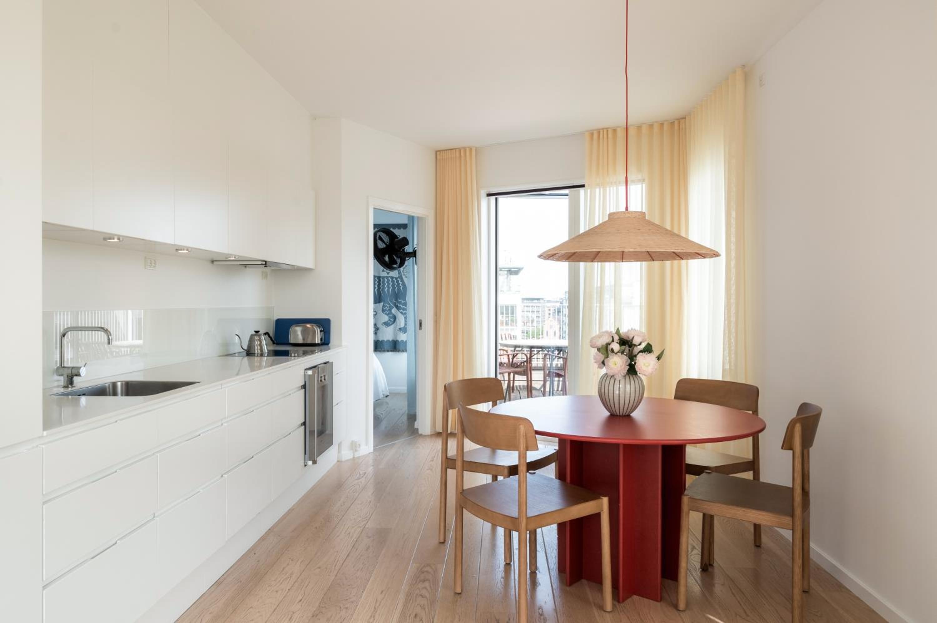 Penthouse with 2 terraces & harbour views view 4