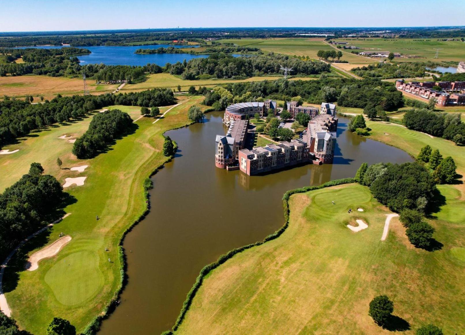 Tower house with phenomenal view and jacuzzi - 50 minutes from Amsterdam view 3