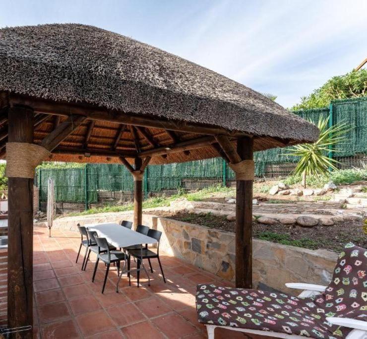 VILLA CALIU