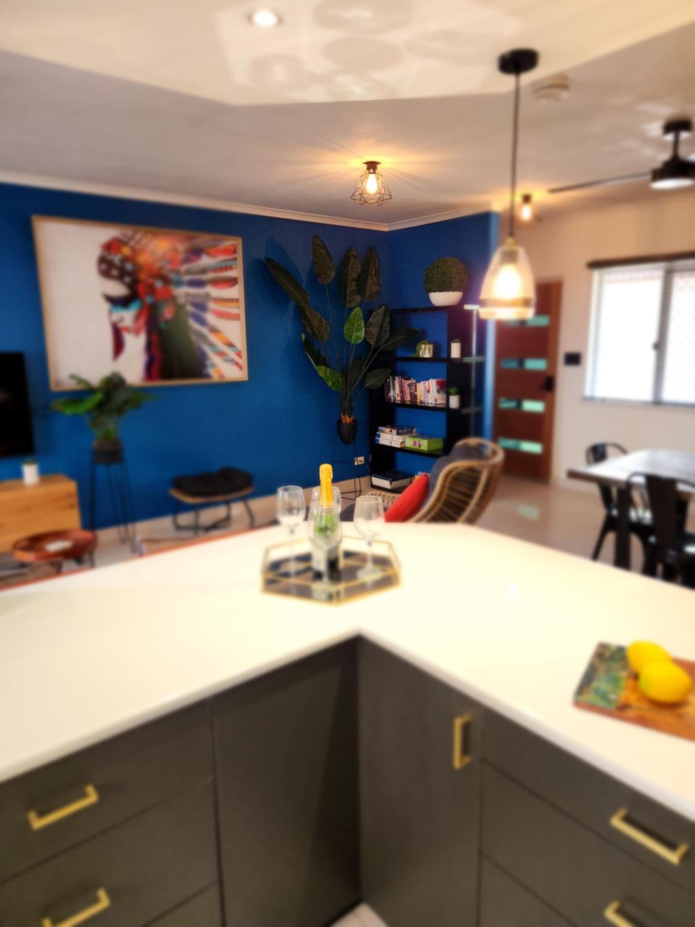 3 Bedroom City Fringe Townhouse with Spa & Courtyard