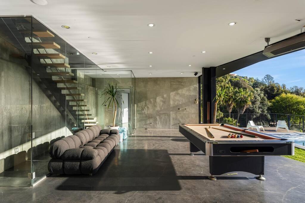Luxurious Glass Mansion with Pool, Jacuzzi, Sauna