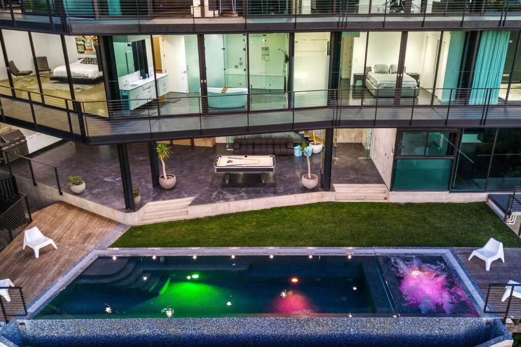 Luxurious Glass Mansion with Pool, Jacuzzi, Sauna