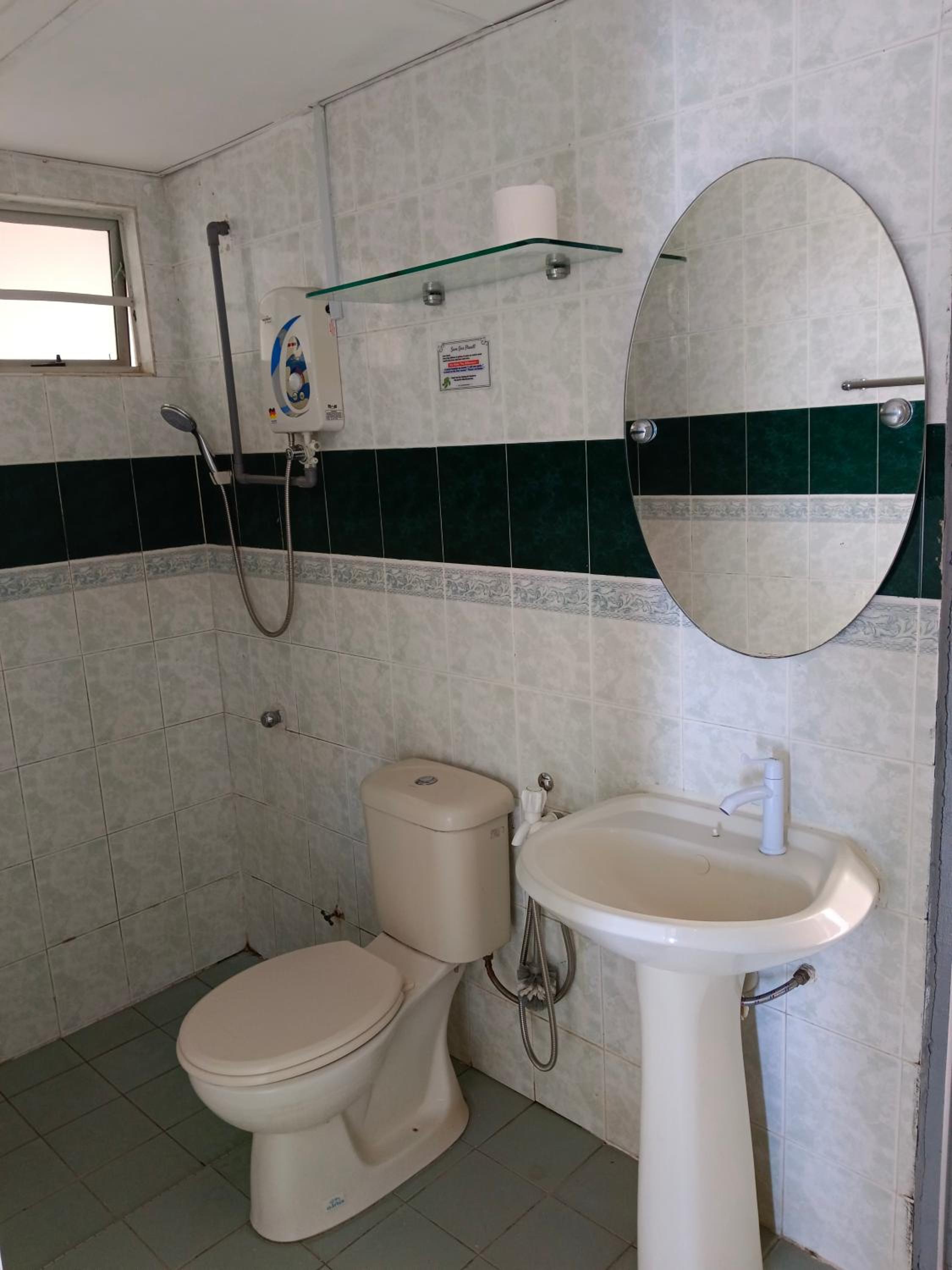 Glory Beach Resort 2Room & 3Room Private Units view 3