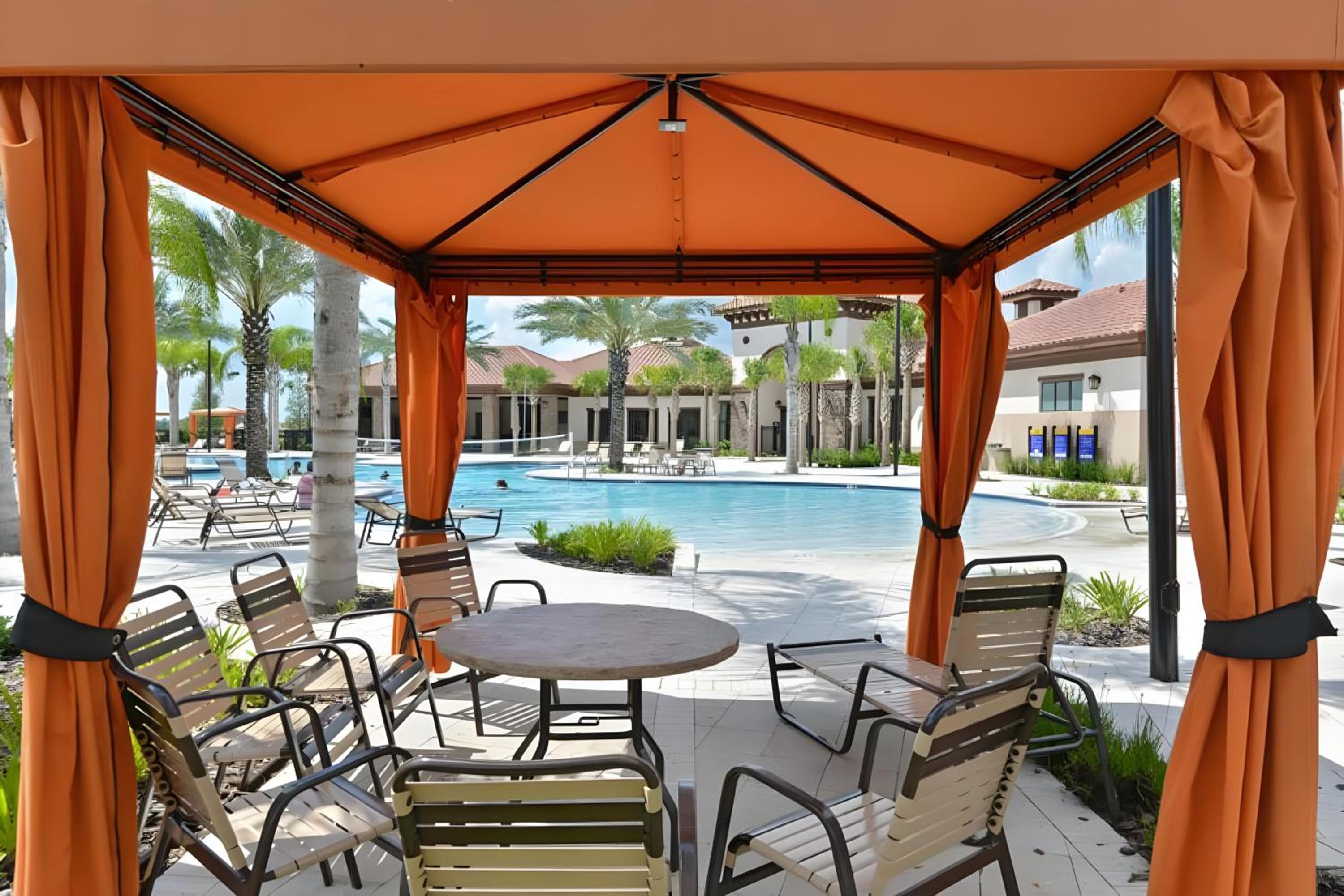 DLuxx Summer Vacation Home at Solterra Resort 7391