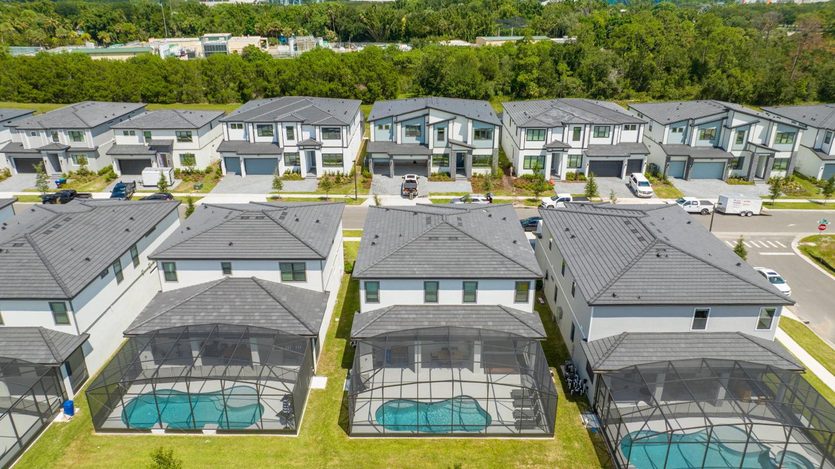 Brand New Top Elegance Home at Paradiso 6086