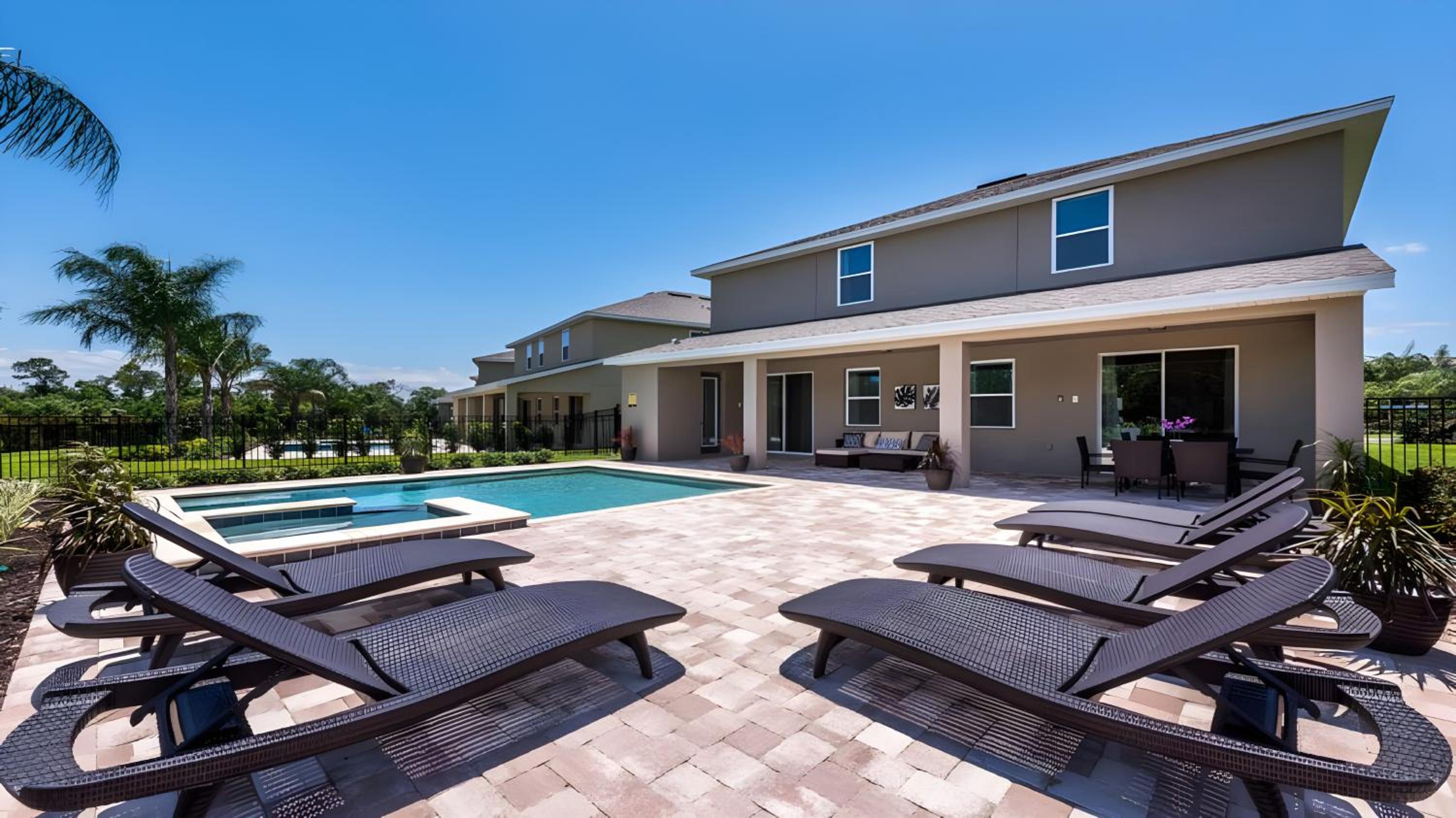 Elegant Fun Vacation Home at Encore Resort 7529