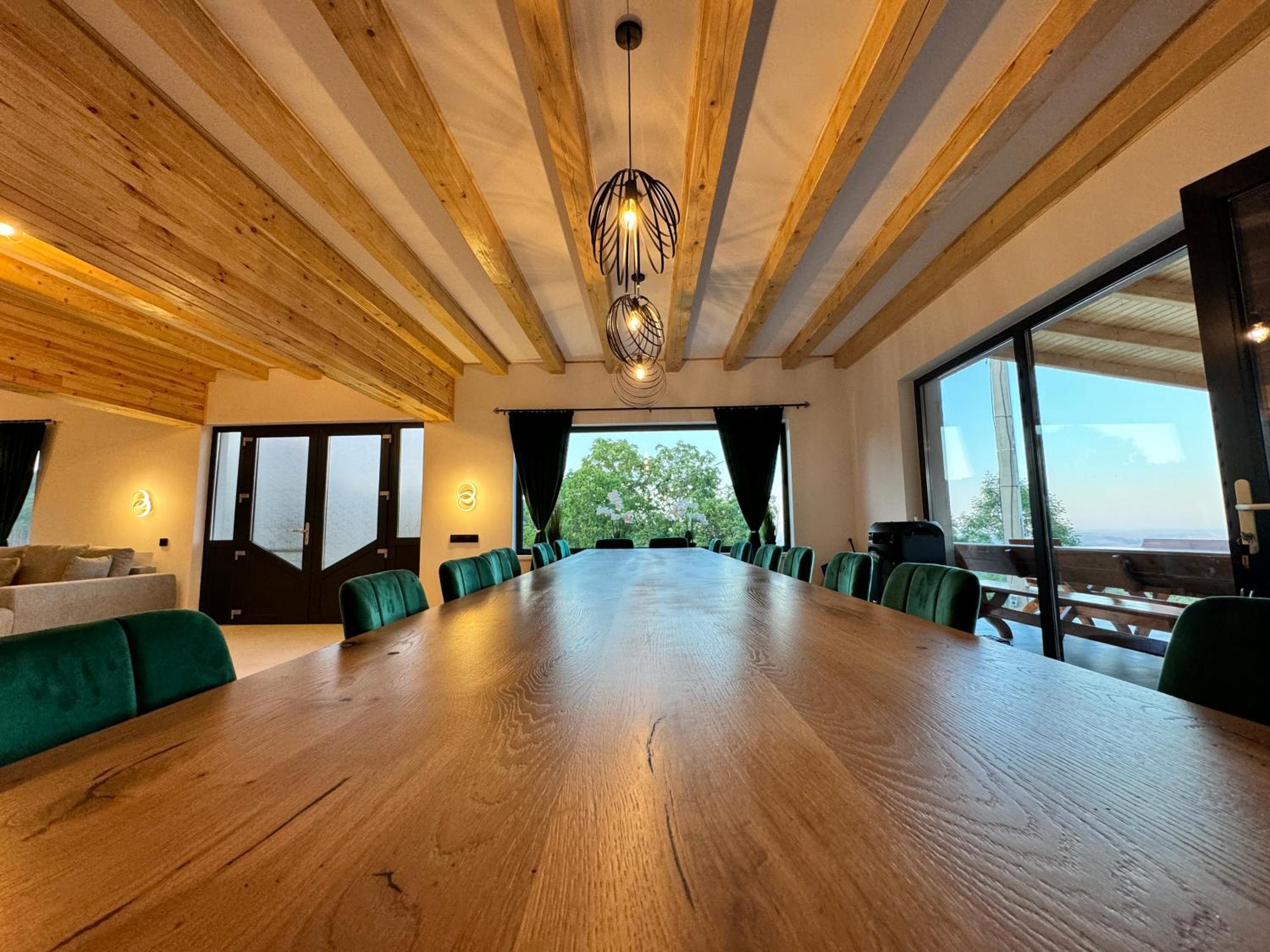 meeting & event spaces