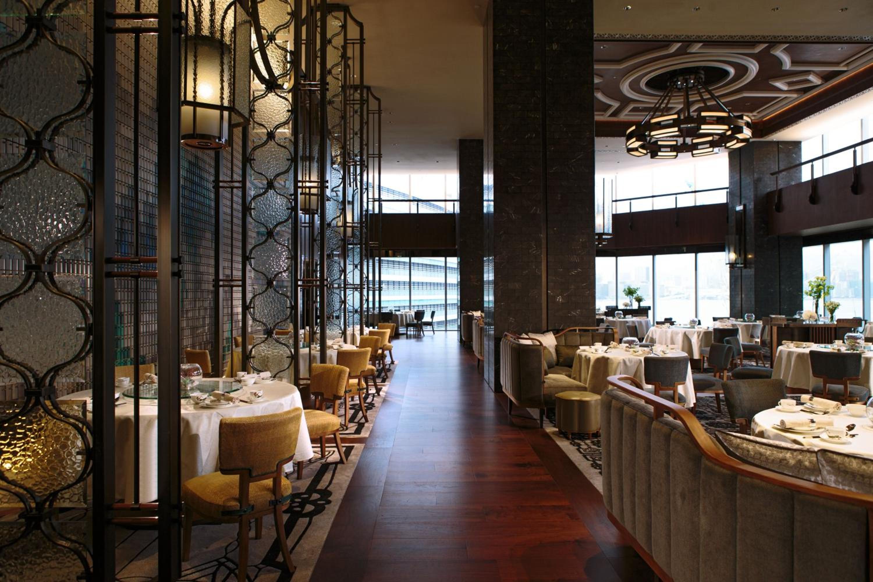 Renaissance Hong Kong Harbour View Hotel