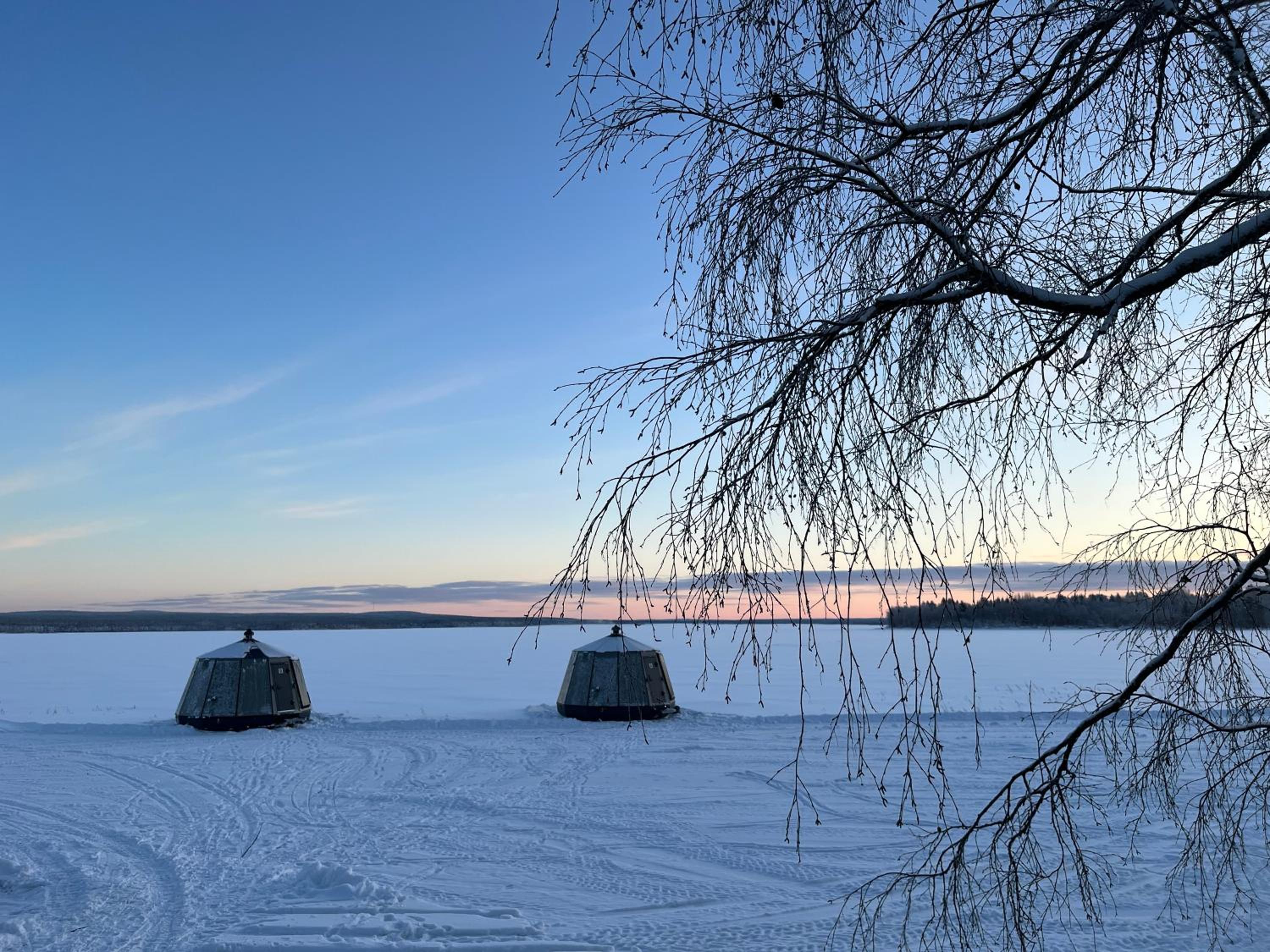 Vikajärvi Lake View Experience Igloos