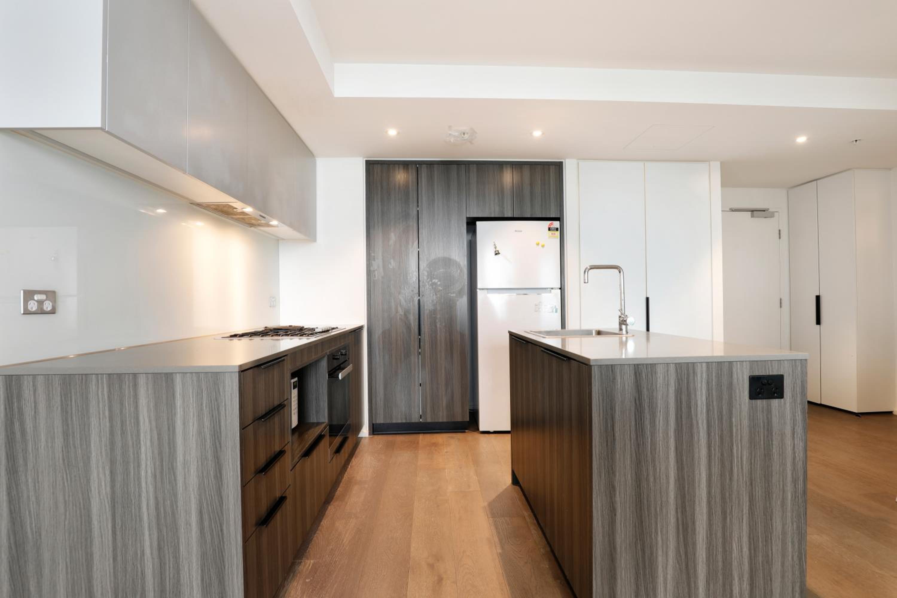 REST COLLECTION Apartments on Collins Docklands