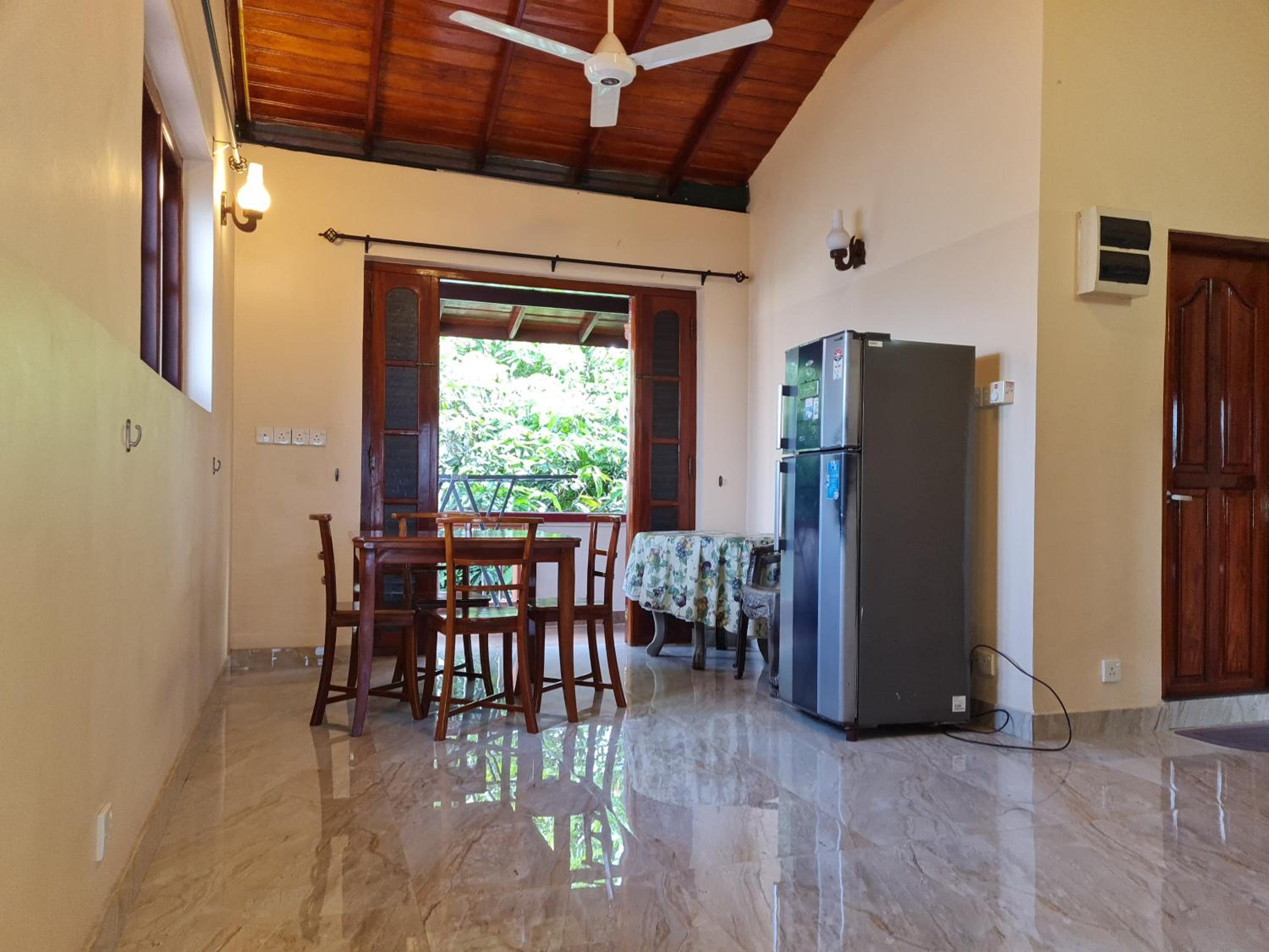 Ama HomeStay Guest Colombo view 2