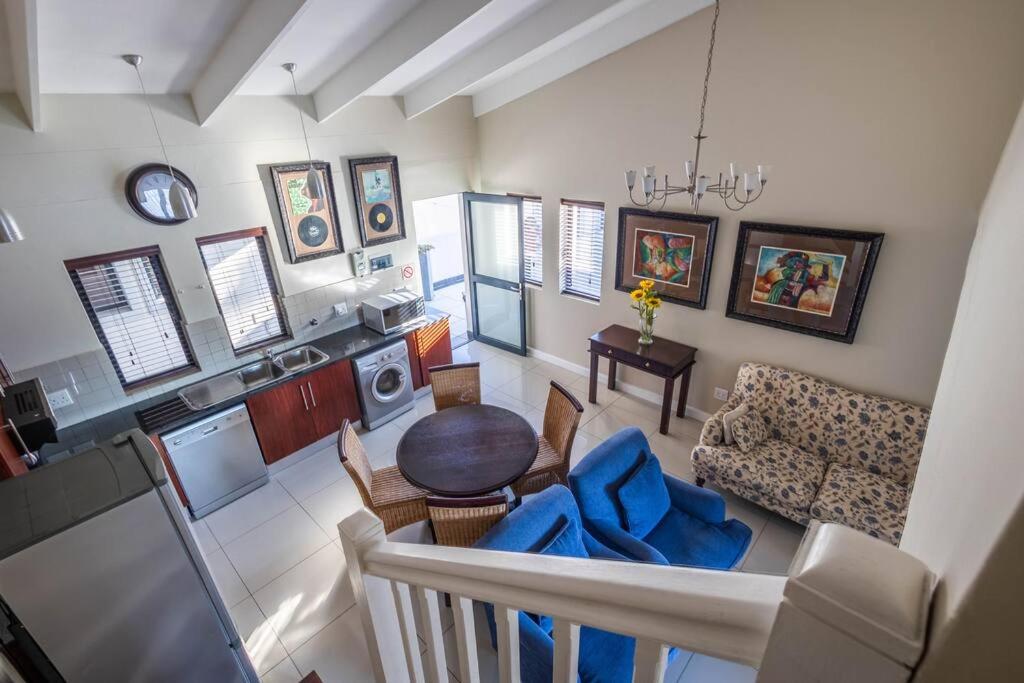 2 x Bedroom Loft apartment! view 3